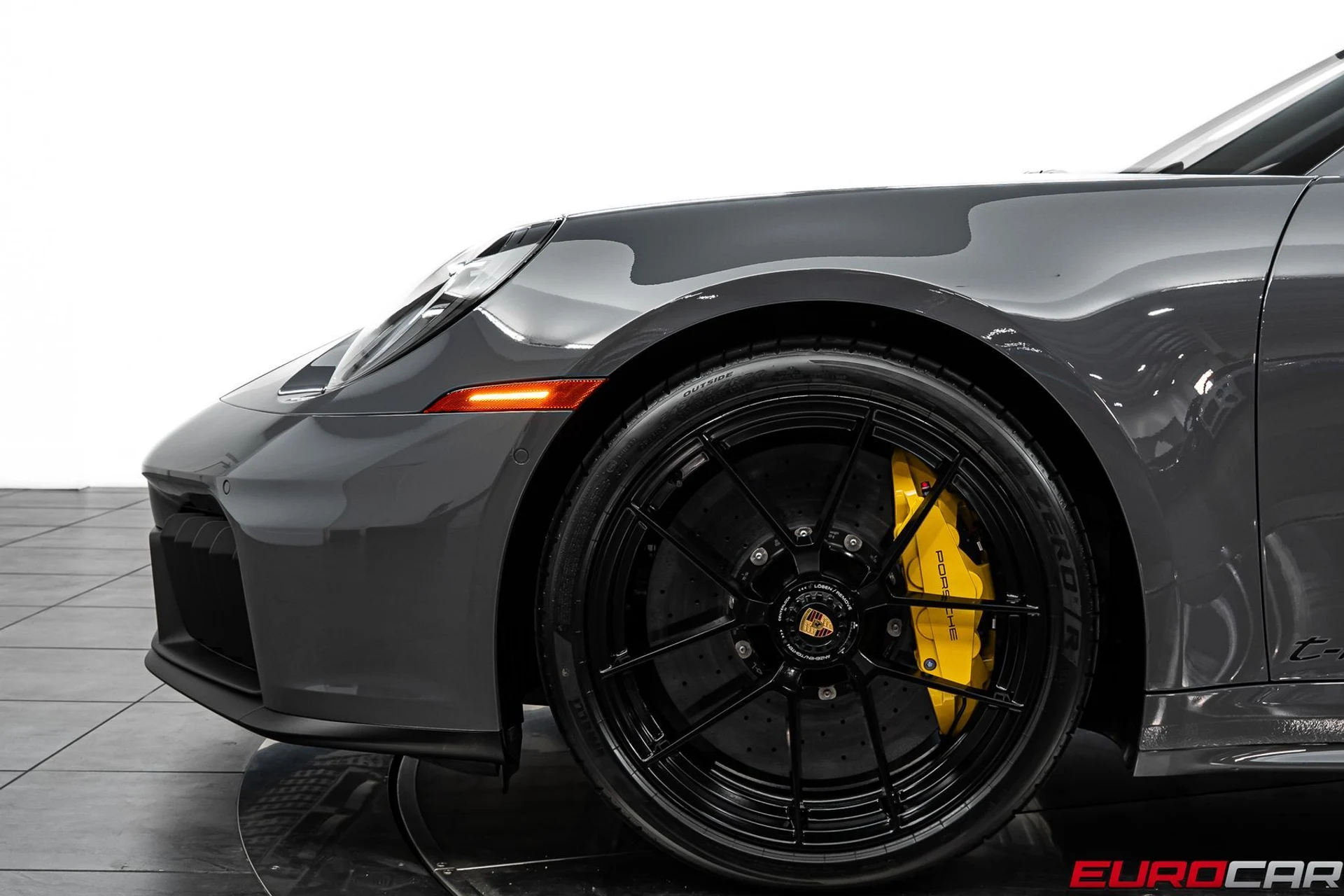 mph015_3268172482_dc314a6e_24b4_4d58_a5c3_6b0f9833eb45_018e6a4b3d