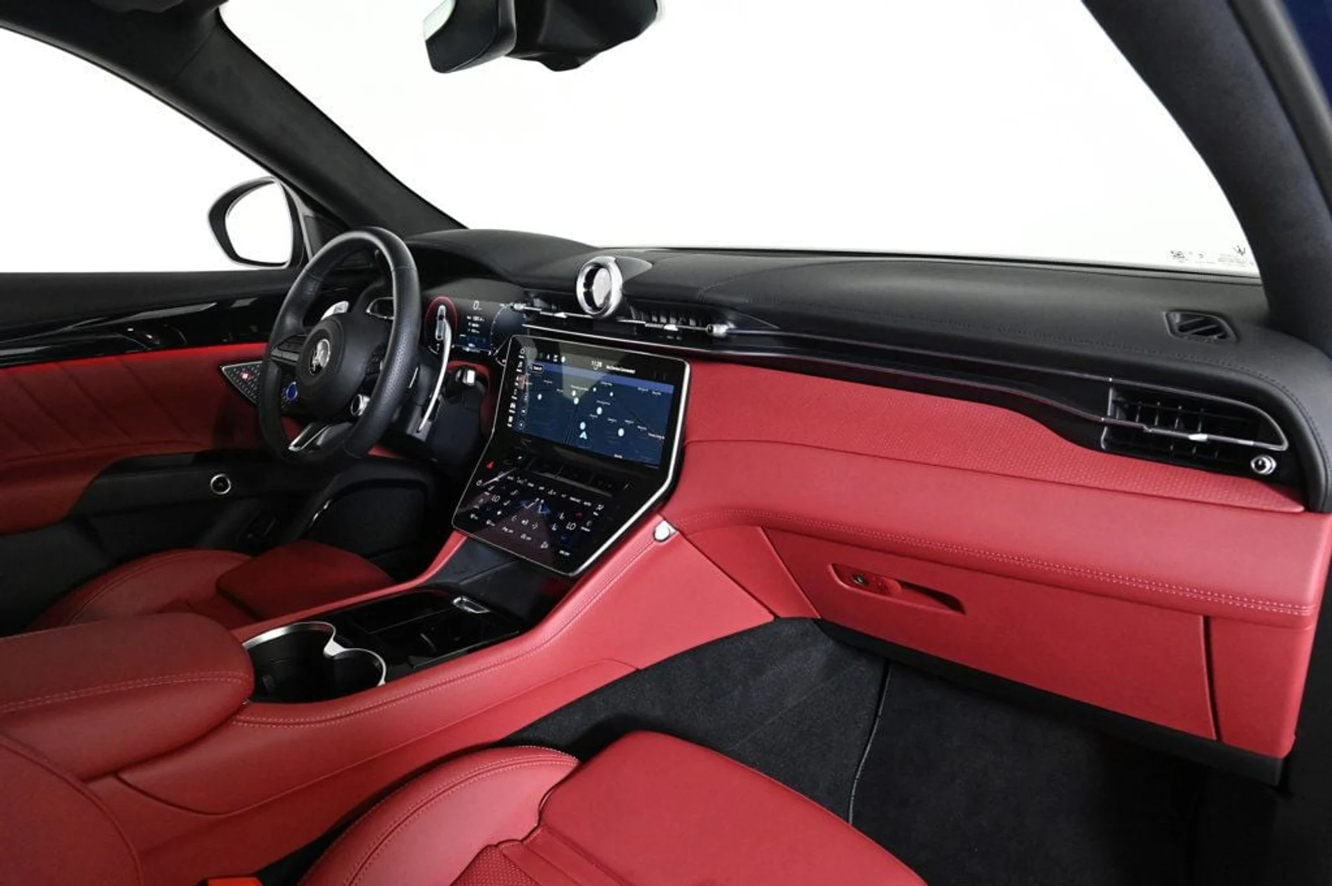 mph015_3269133833_used_2025_maserati_grecale_modena_11350_22913520_15_1024_15e2c6af32