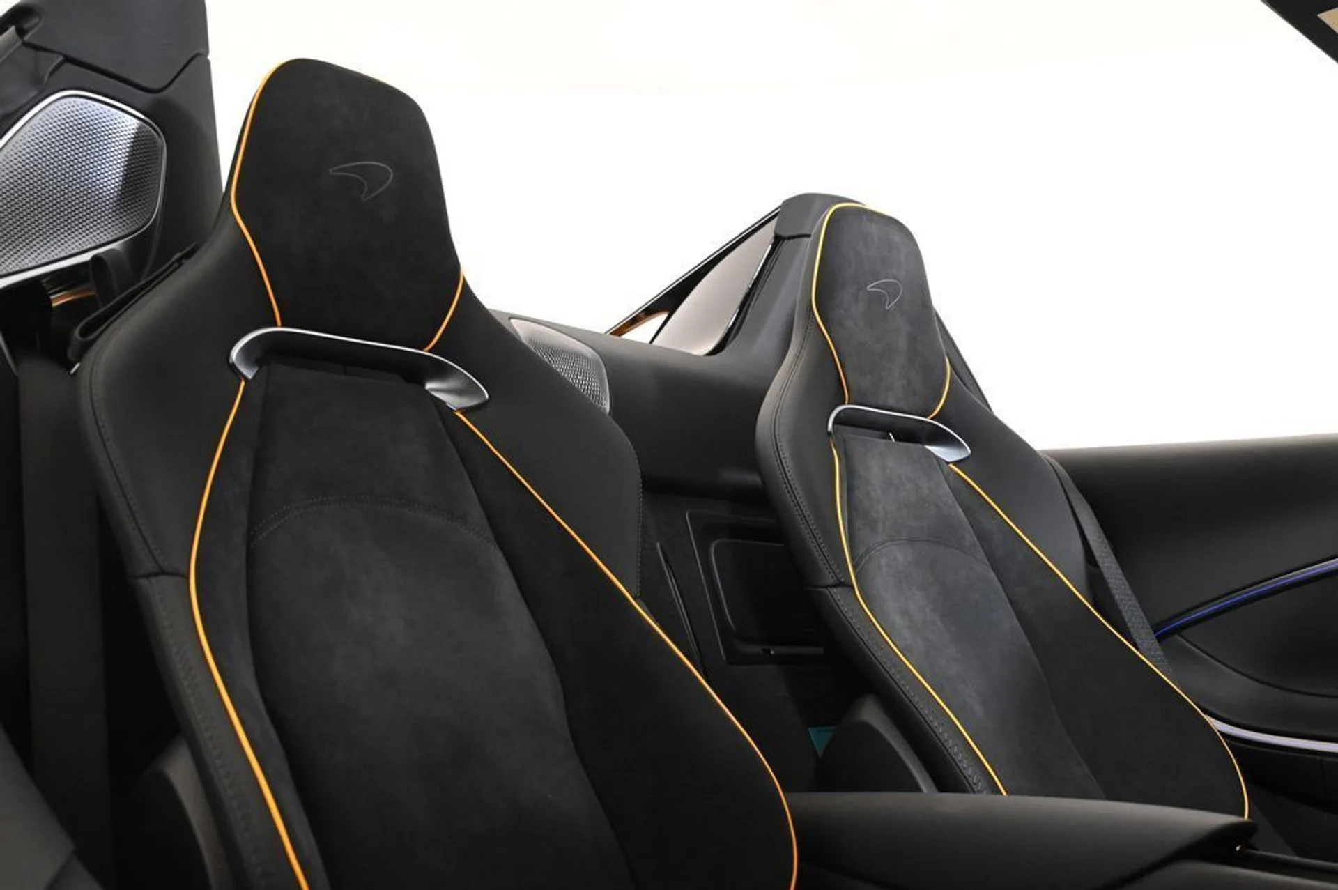 mph015_3270073374_new_2026_mclaren_artura_spider_11350_22984585_16_1024_726a599c8d