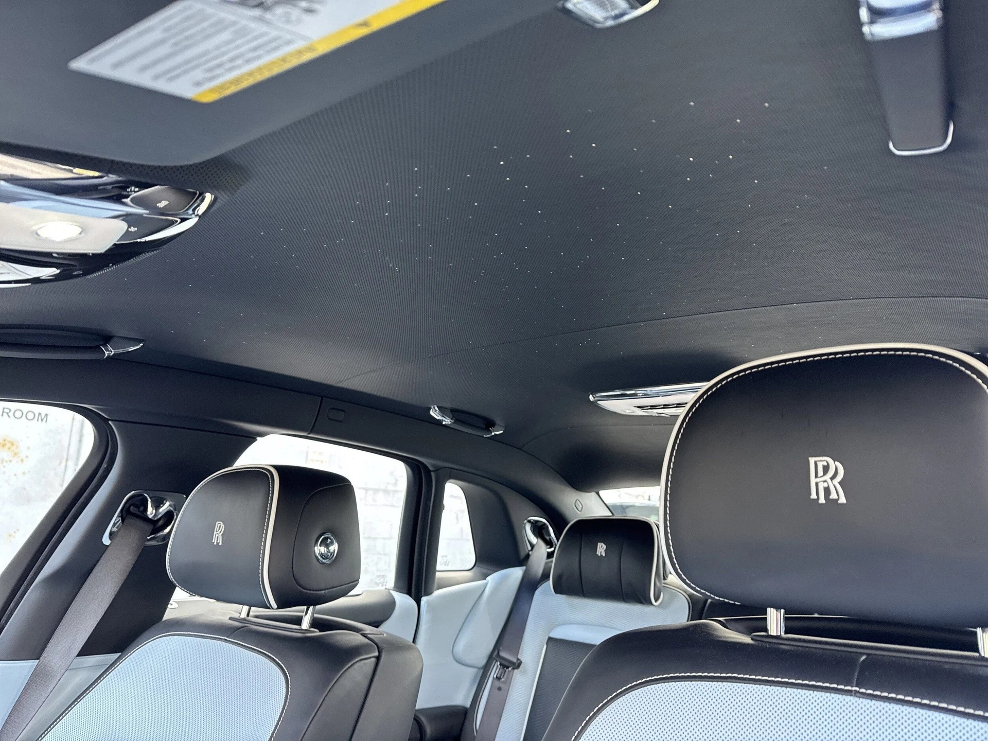 mph015_3275681684_b494613f1e7808a8a102554984e0a82fx_634af83730