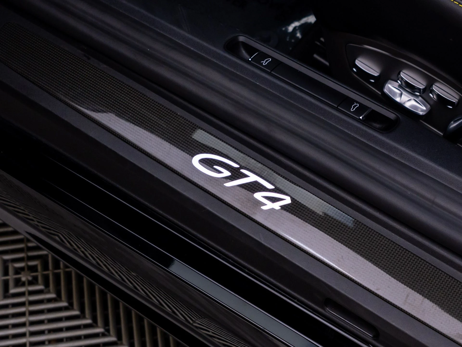 mph015_3277646331_299f520cb8a9a706a044a0f03a0cacfex_c0dce0a143