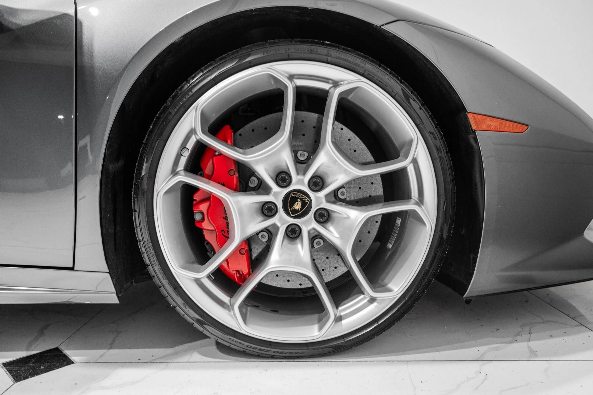 mph015_3278513666_Used_2016_Lamborghini_Huracan_LP_610_4_Spyder_1773071752_670e4760b8