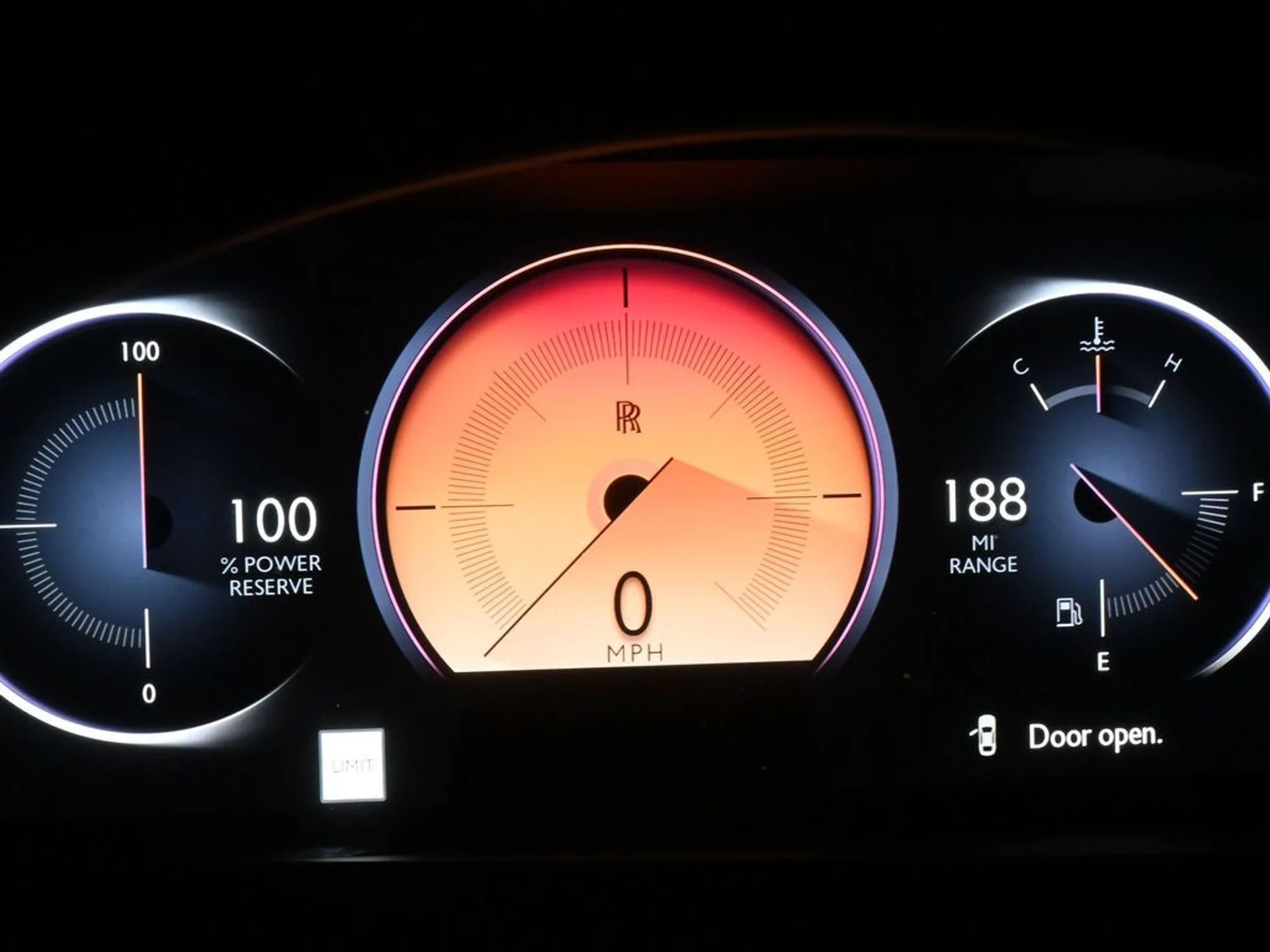 mph015_3278567255_9d77117b077af3bb7578daefb2dbc0a3x_05a47c6f46