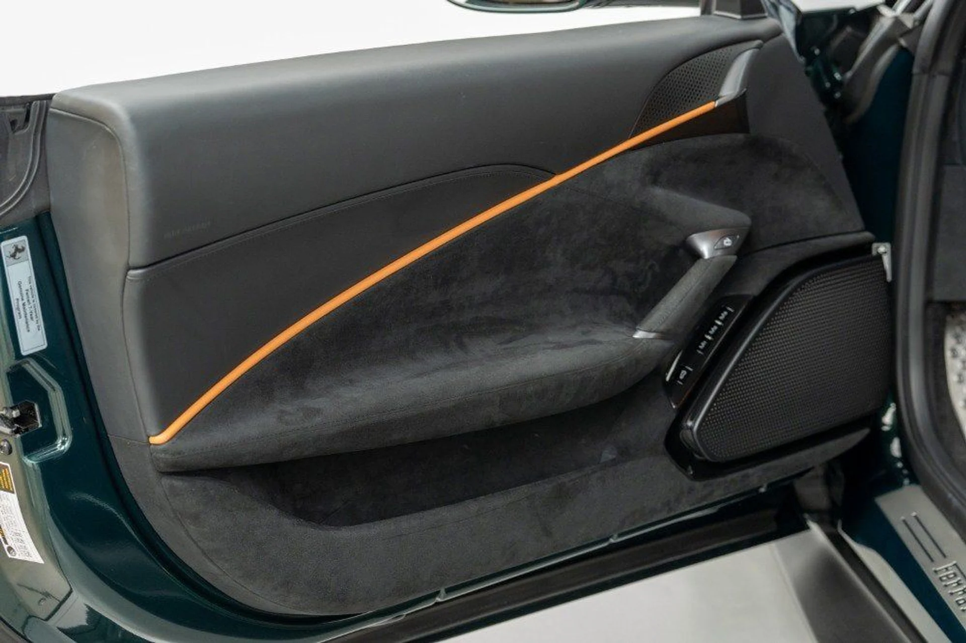 mph015_3278570898_63950fec329b498581200e5da66d7e24_56f63a8b22