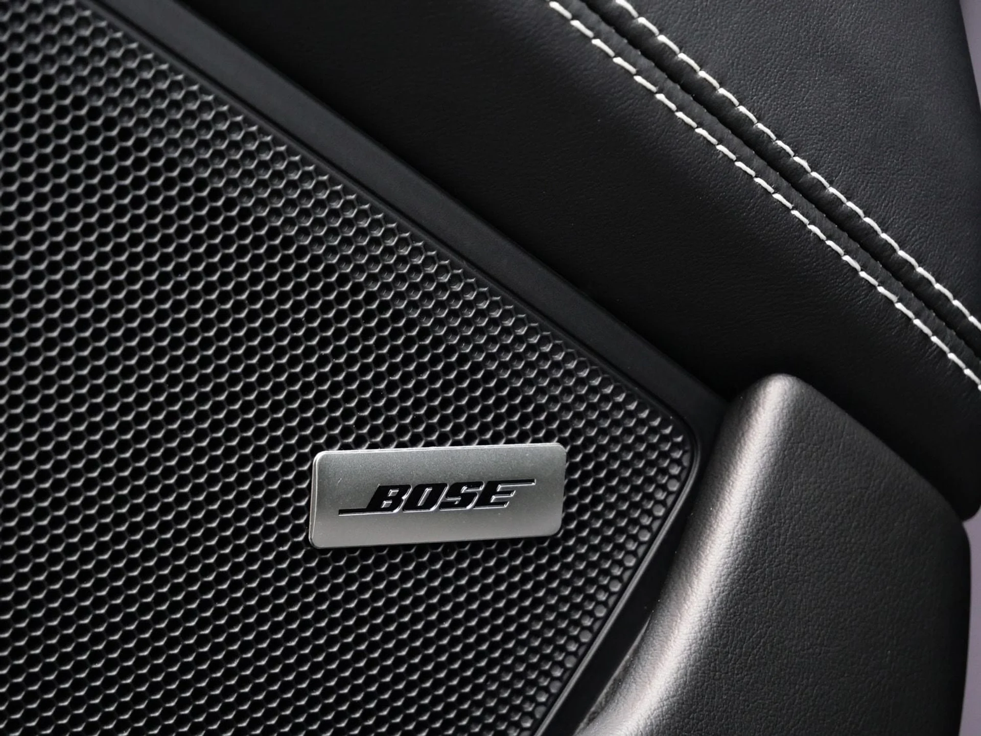 mph015_3286323143_e67ef2fd7c41db725a0efafa1bd8eec3x_000ec1793e