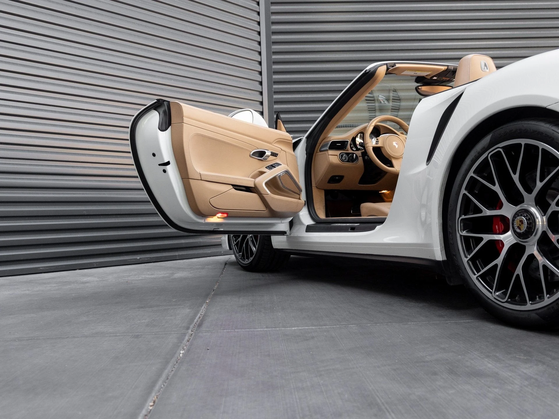 mph015_328769994_16_8d6ef4cbad