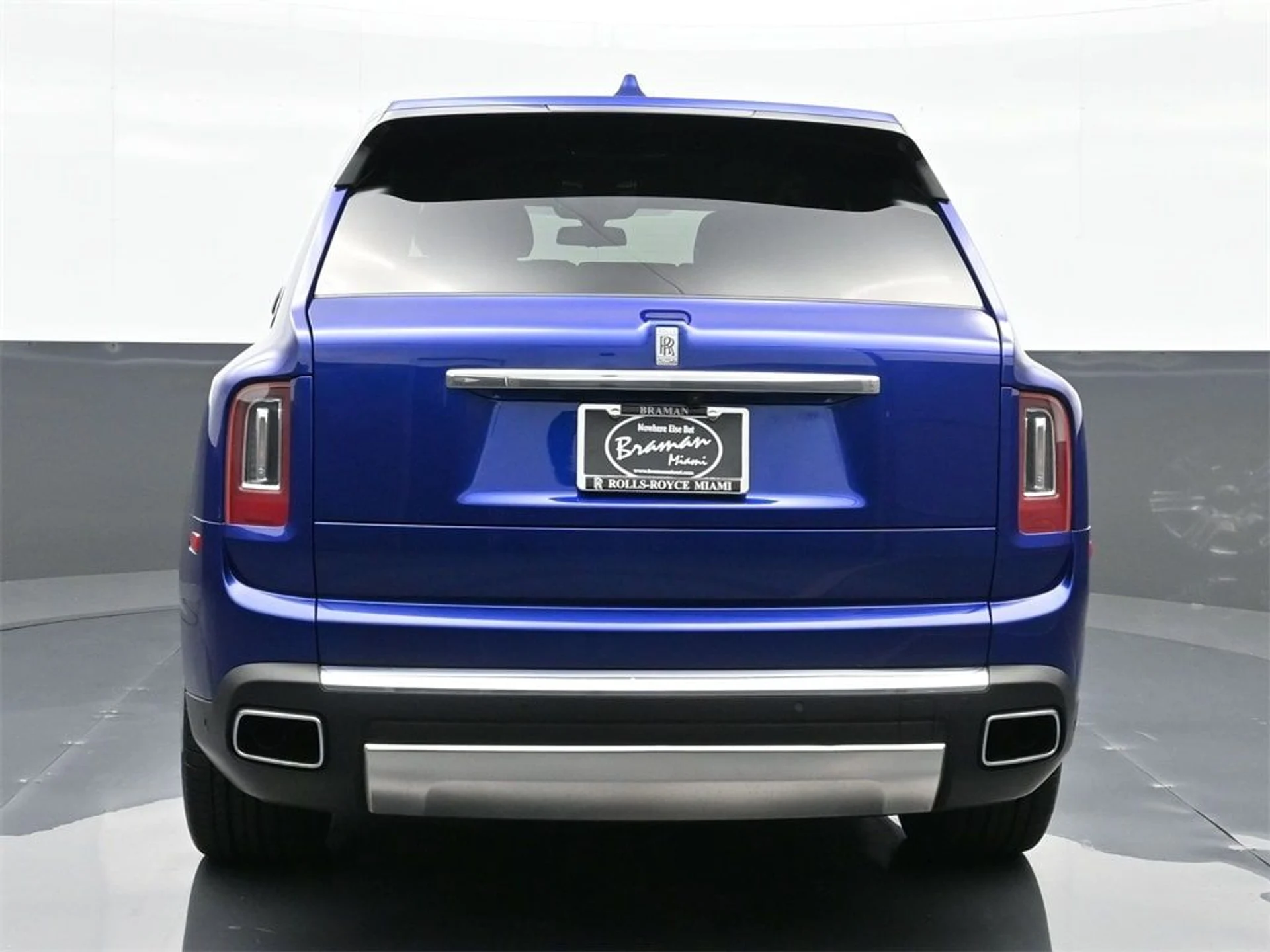 mph015_3293688952_3e0a6386f05f880a7b829ebad2256f8ax_1c5a2f6fcc