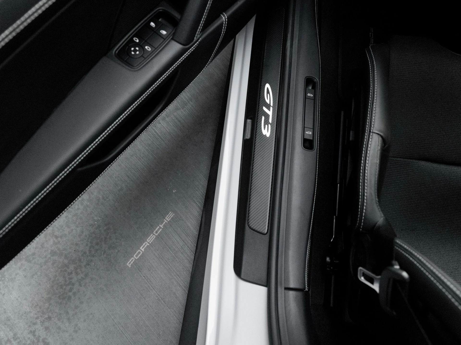 mph015_3294856564_16_40e2bf072b