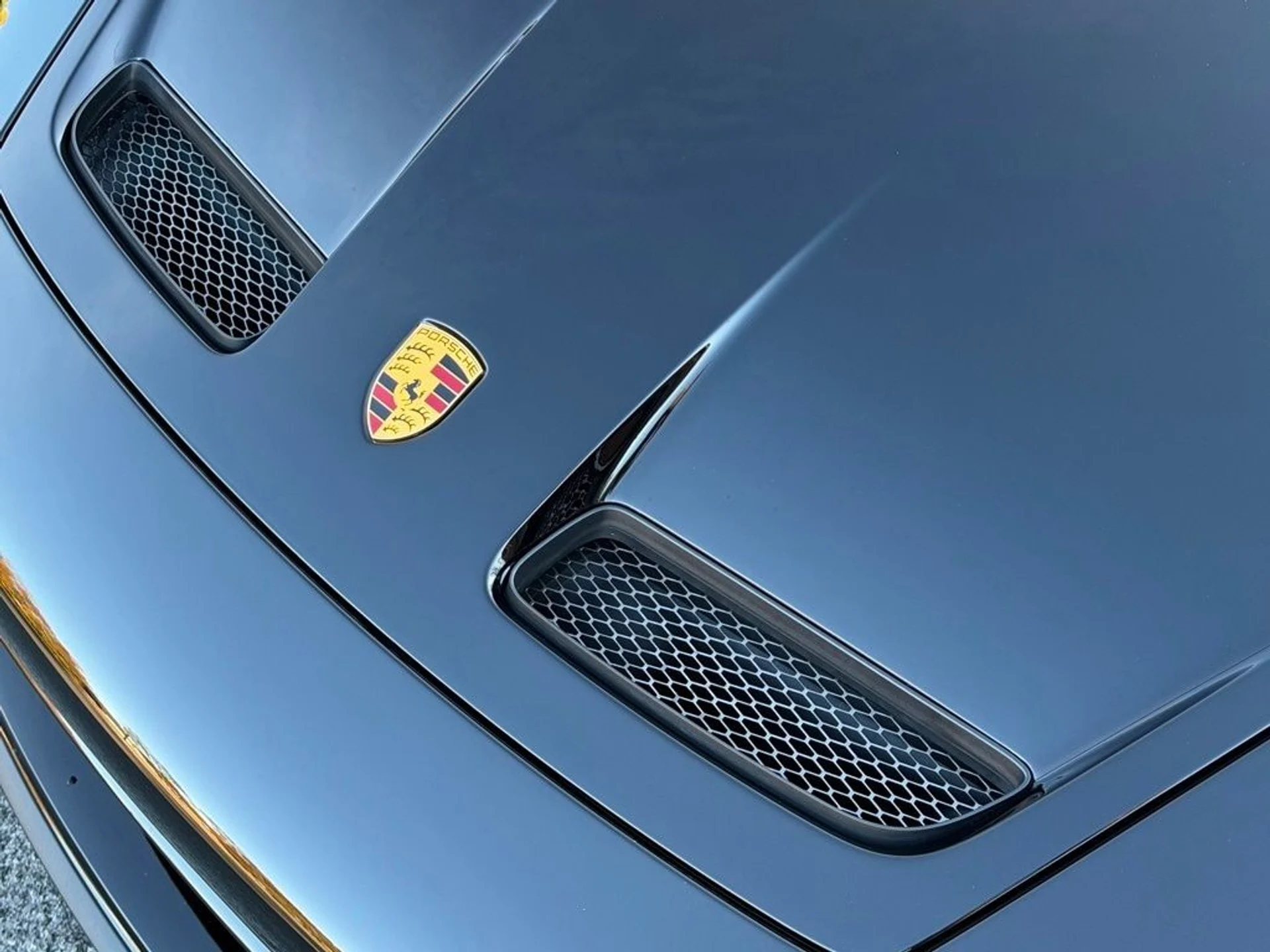 mph015_330272773_25531e0715e2d3d715d019c695c00437x_9ee54f83b7