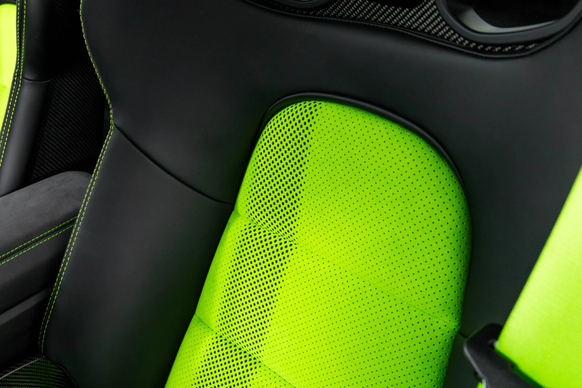 mph015_3303290155_Used_2019_Porsche_911_GT_3_RS_1763595267_800247622c