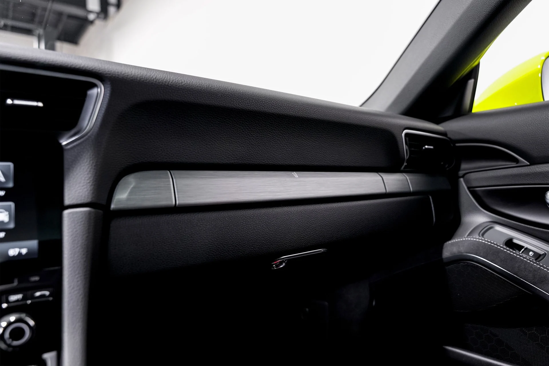 mph015_3304263161_b9f11d28d719bd10a7ea3f850c7fa220x_0bf6bc876c