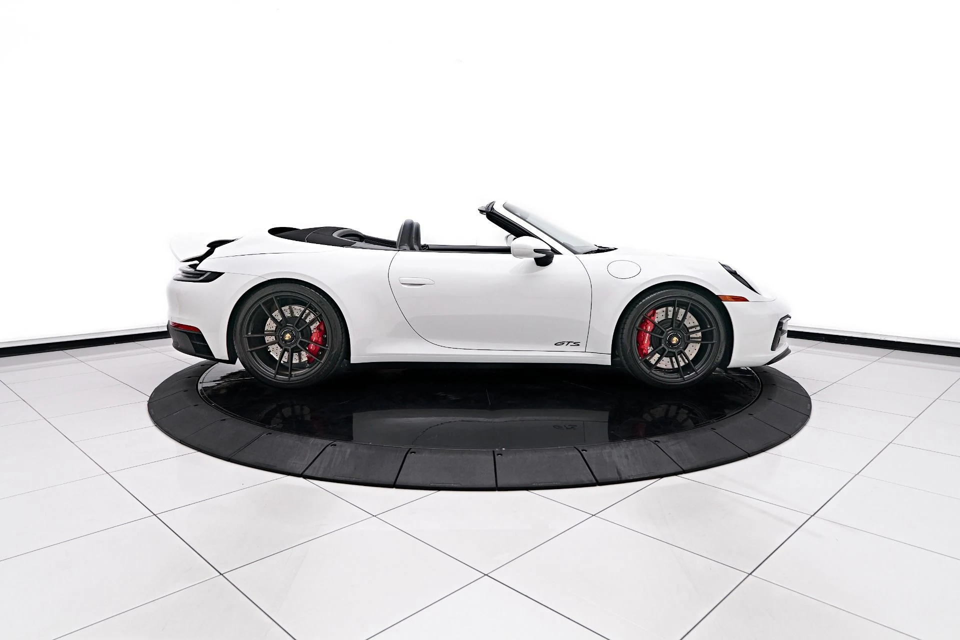 mph015_330494771_Used_2023_Porsche_911_Carrera_GTS_1750549278_34a2d48288