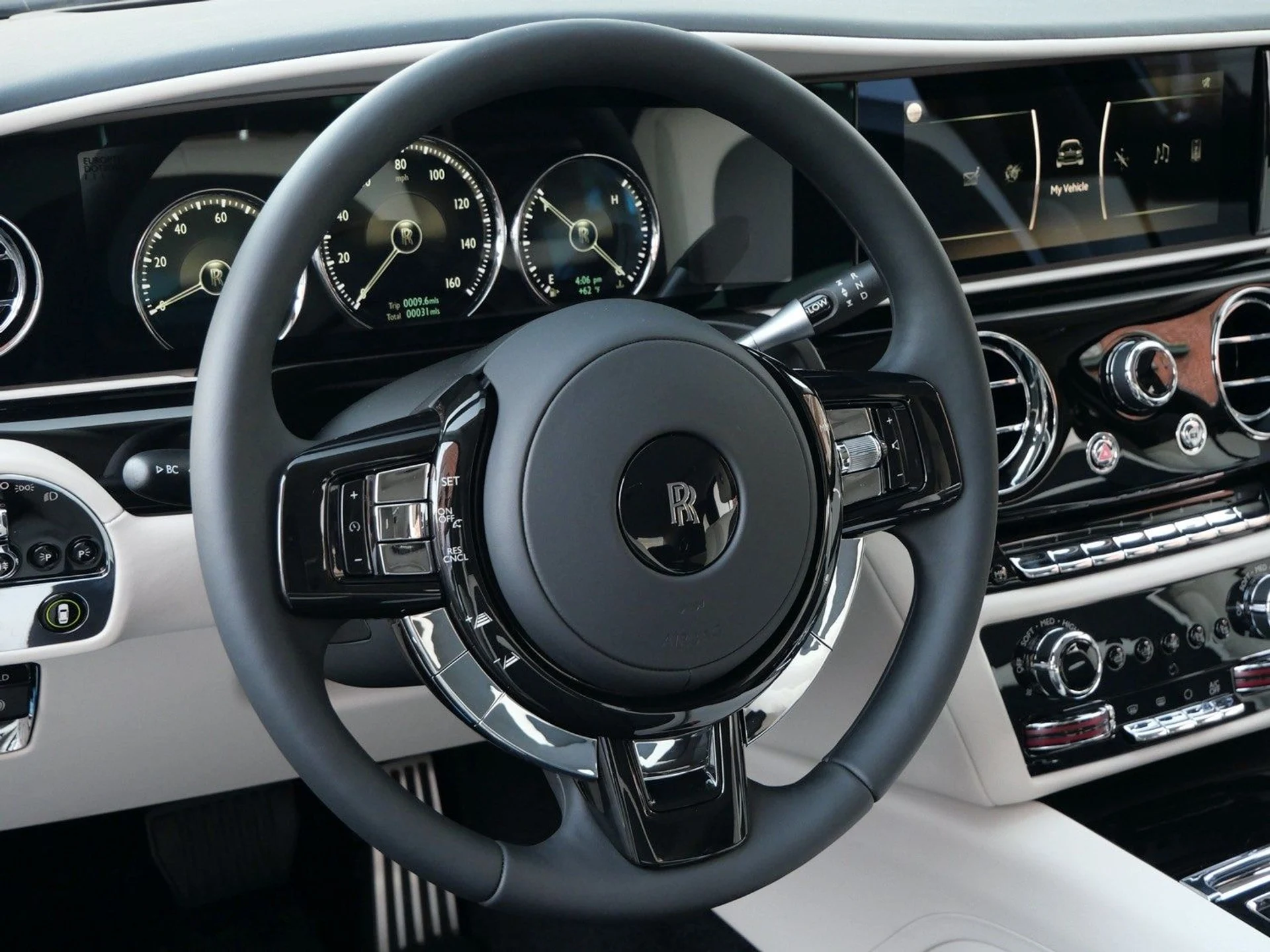 mph015_3307425730_4f3ae0e5b9c95ccaaabe5cde4d51ed0bx_2df2306d28