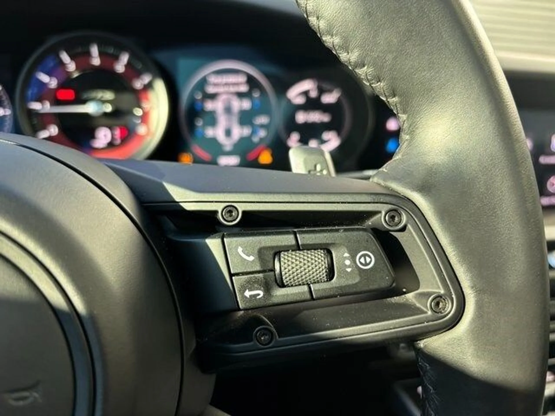 mph015_3308602431_5ccdece10ef5cd2104b79f46dccce162x_8d1d6f759b