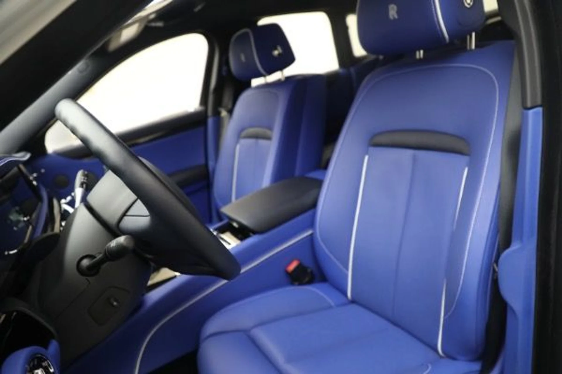 mph015_3311369292_Used_2022_Rolls_Royce_Ghost_bc8b0917ff