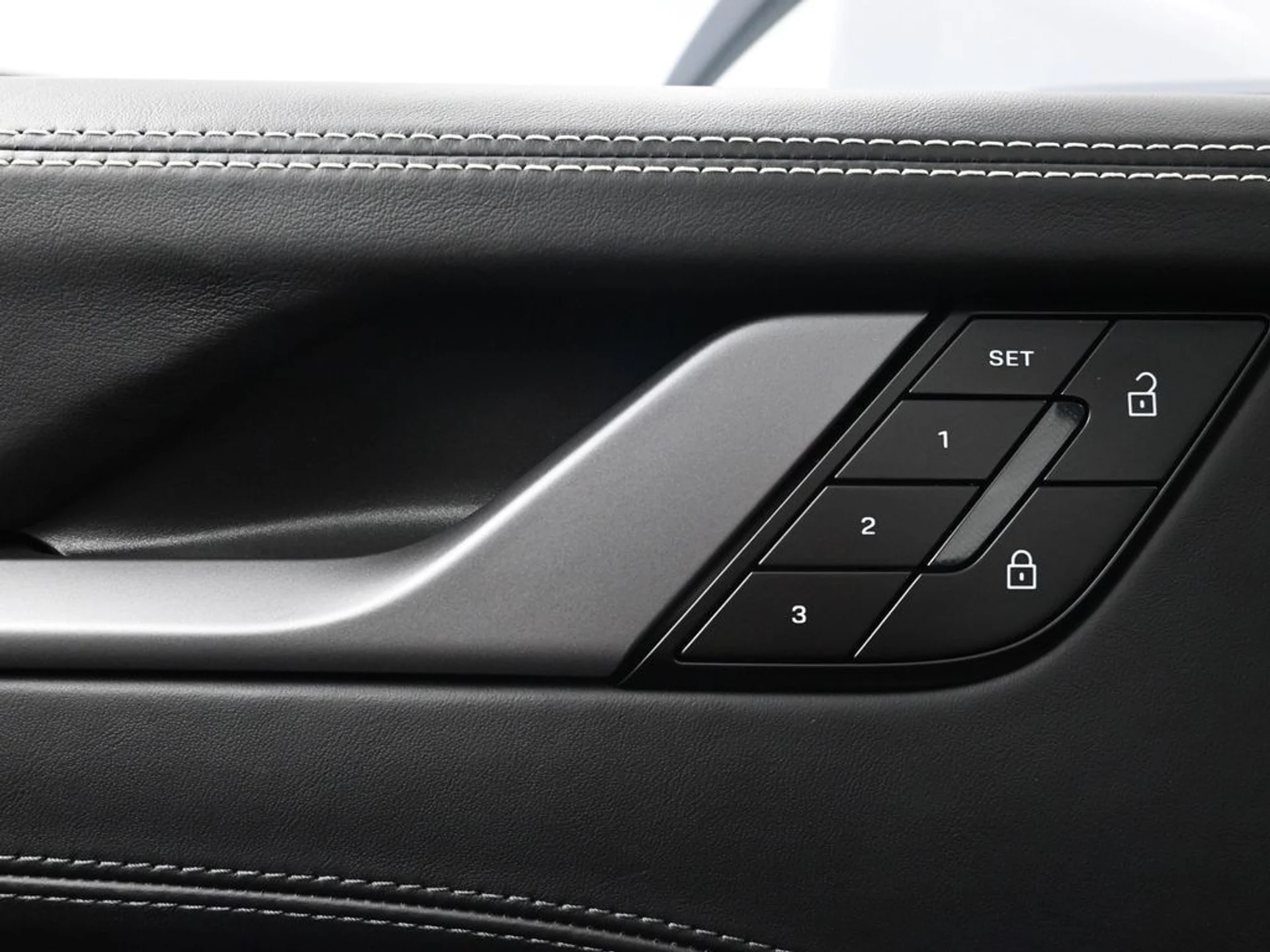 mph015_331373051_41bbb1c3196ea26ef5e279fe6edb4496x_e5087891ce