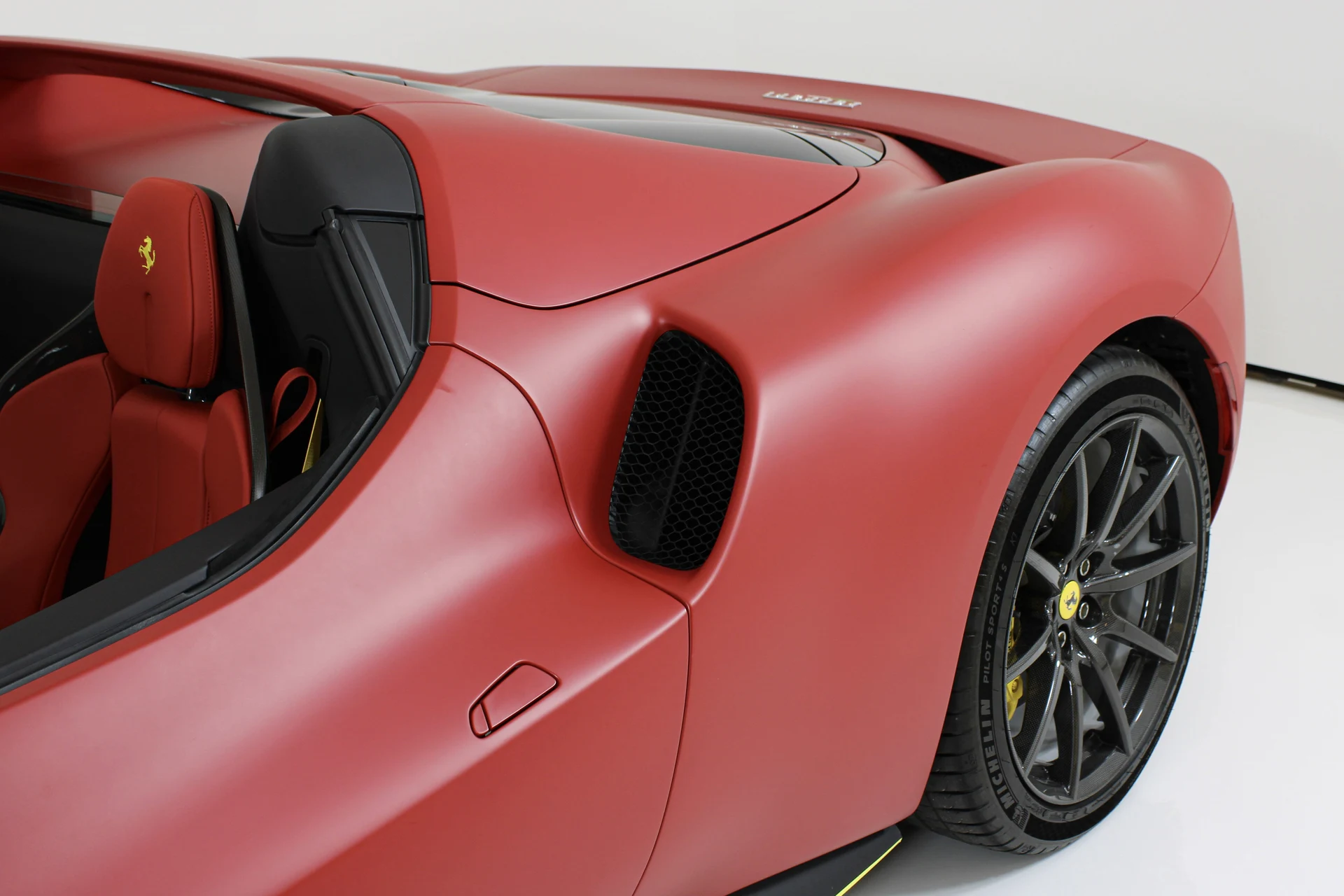 mph015_3313811023_0de1911db6bb9ba3584e475b1dcc1007_b371b0d146