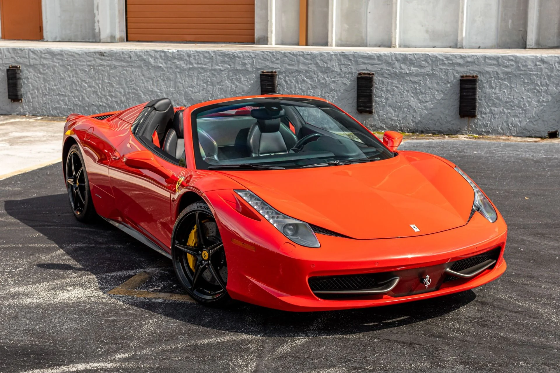 mph015_3316802514_Used_2013_Ferrari_458_Spider_Front_Rear_Parking_Sensors_Front_Lift_Carbon_Dash_Inserts_Central_Bridge_1655238519_4302b72b66