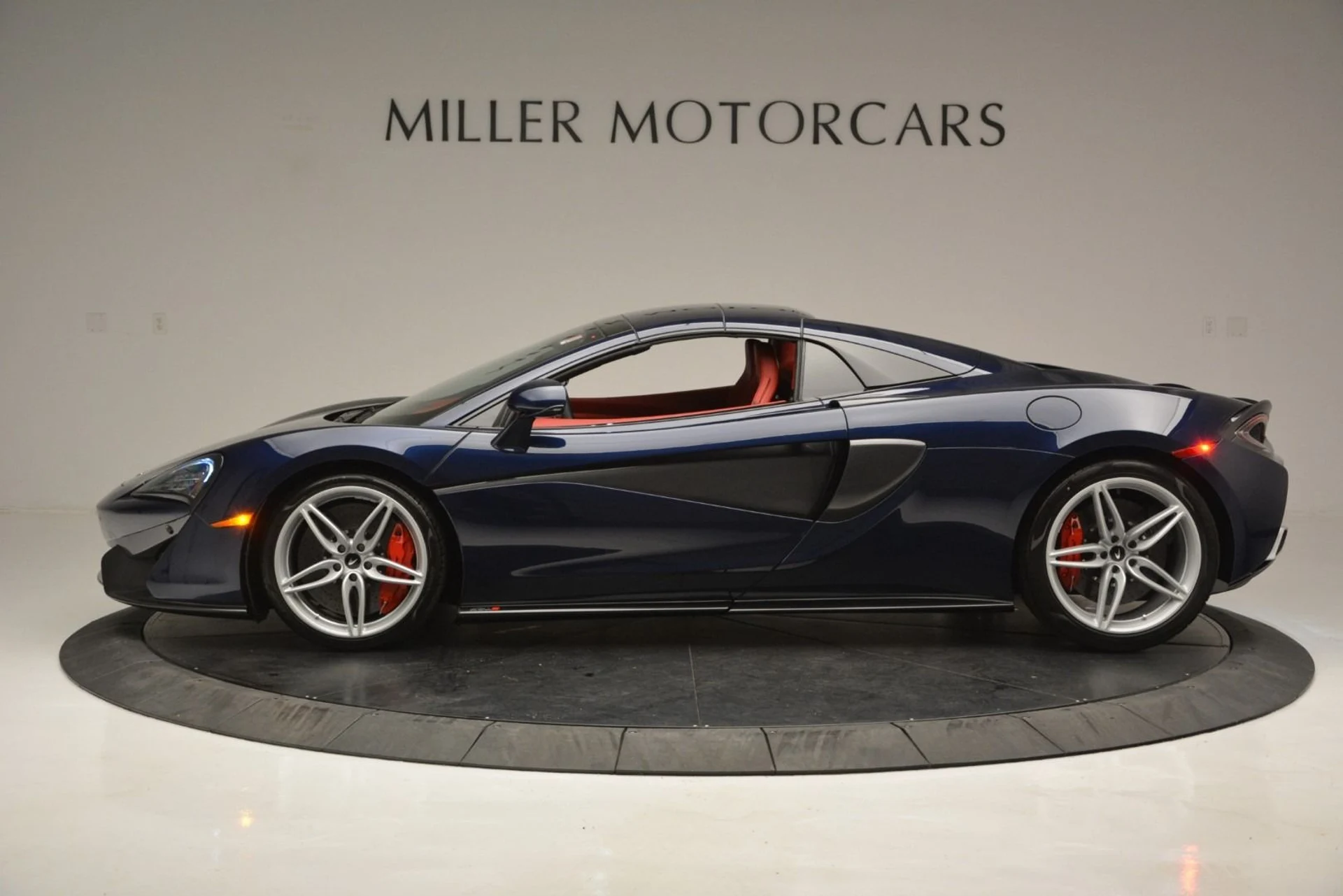 mph015_3318767386_Used_2019_Mc_Laren_570_S_Spider_4c36ca4180