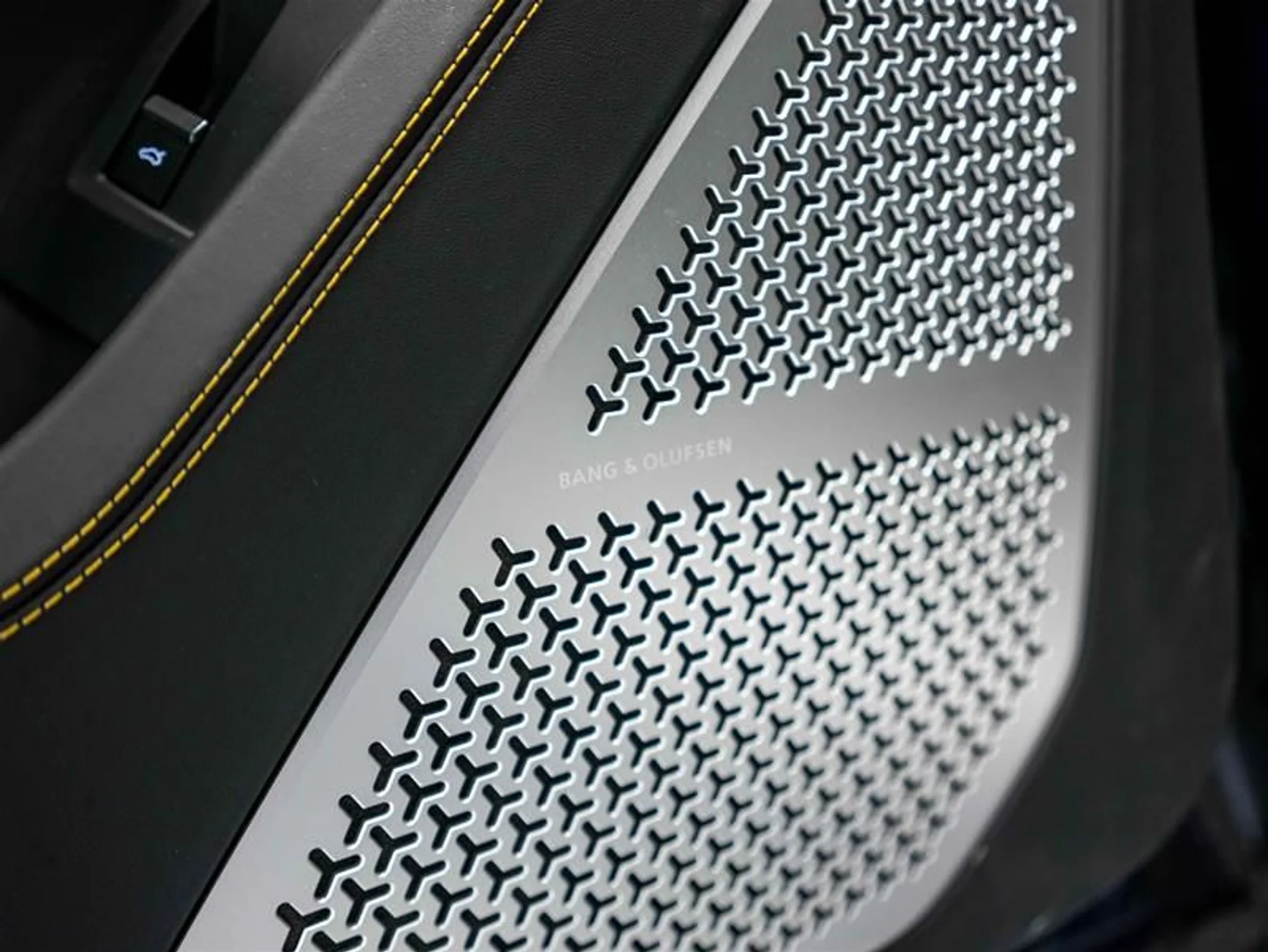 mph015_3325335194_oq5deuc4_763dee294a