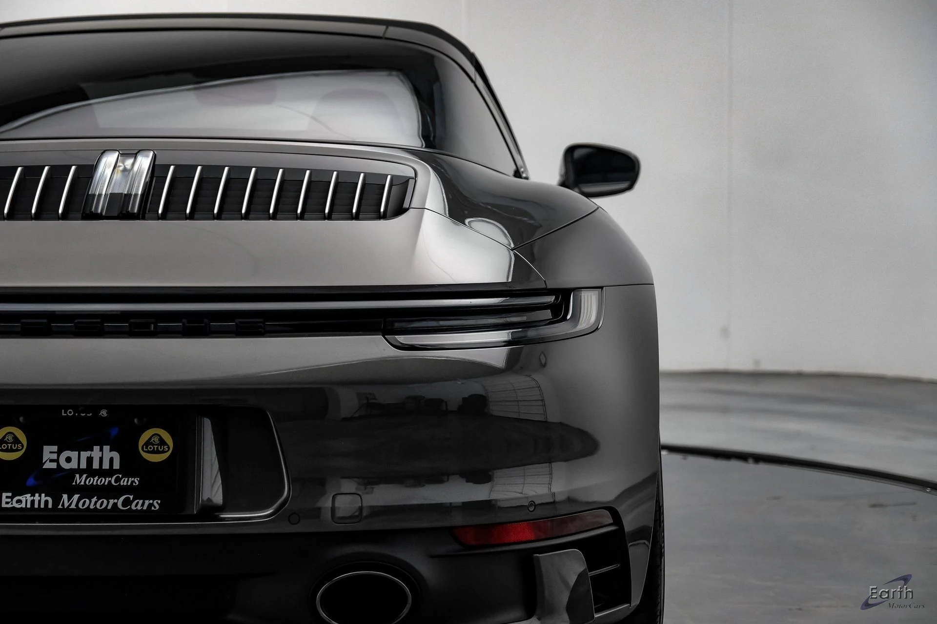 mph015_332700008_da993834bdfb6b0794607ac1bf364d09x_e3bc7ddf43