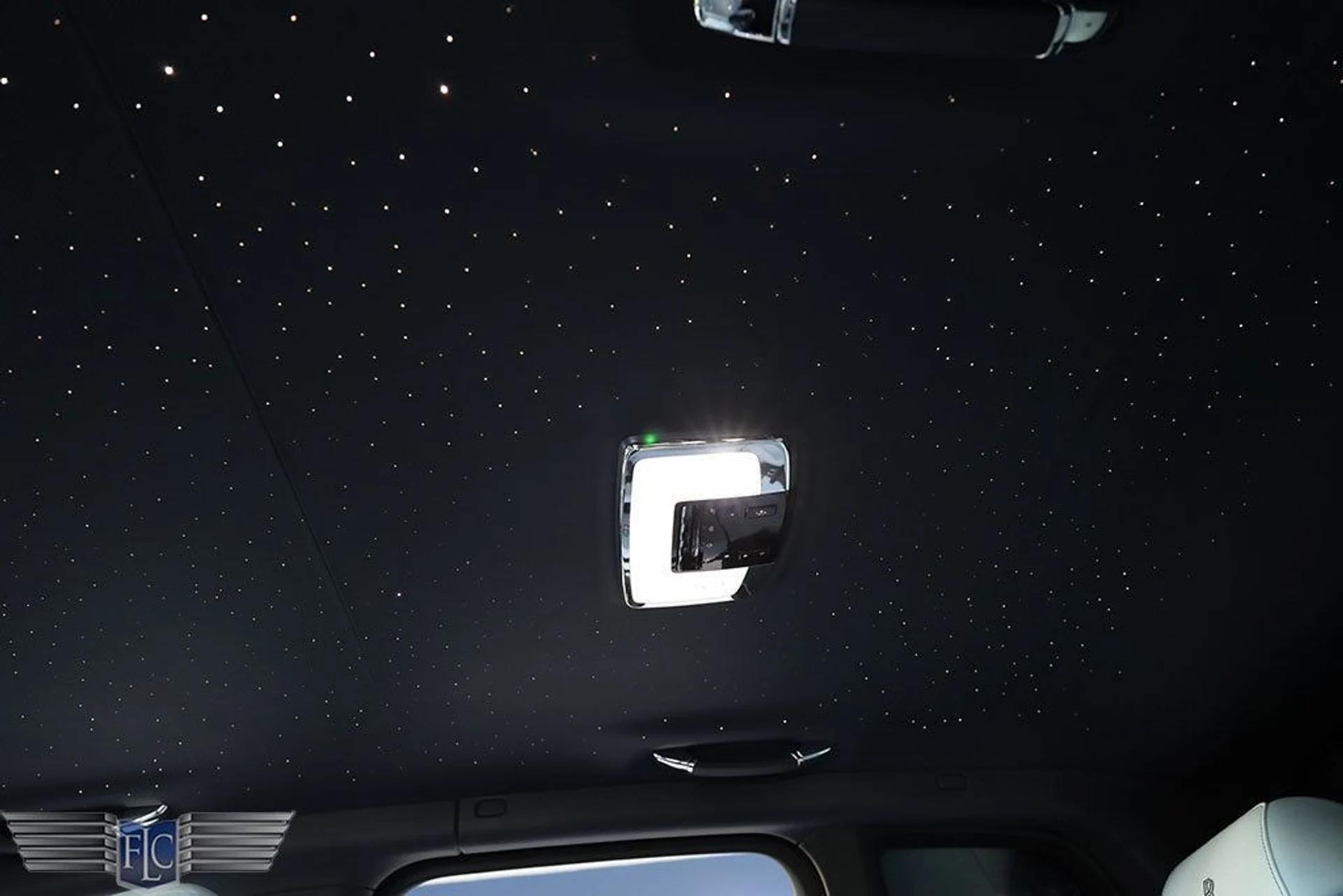 mph015_3329790366_used_2023_rolls_royce_cullinan_blackbadgesportutility_6305_22951746_16_1024_4006d90cc0