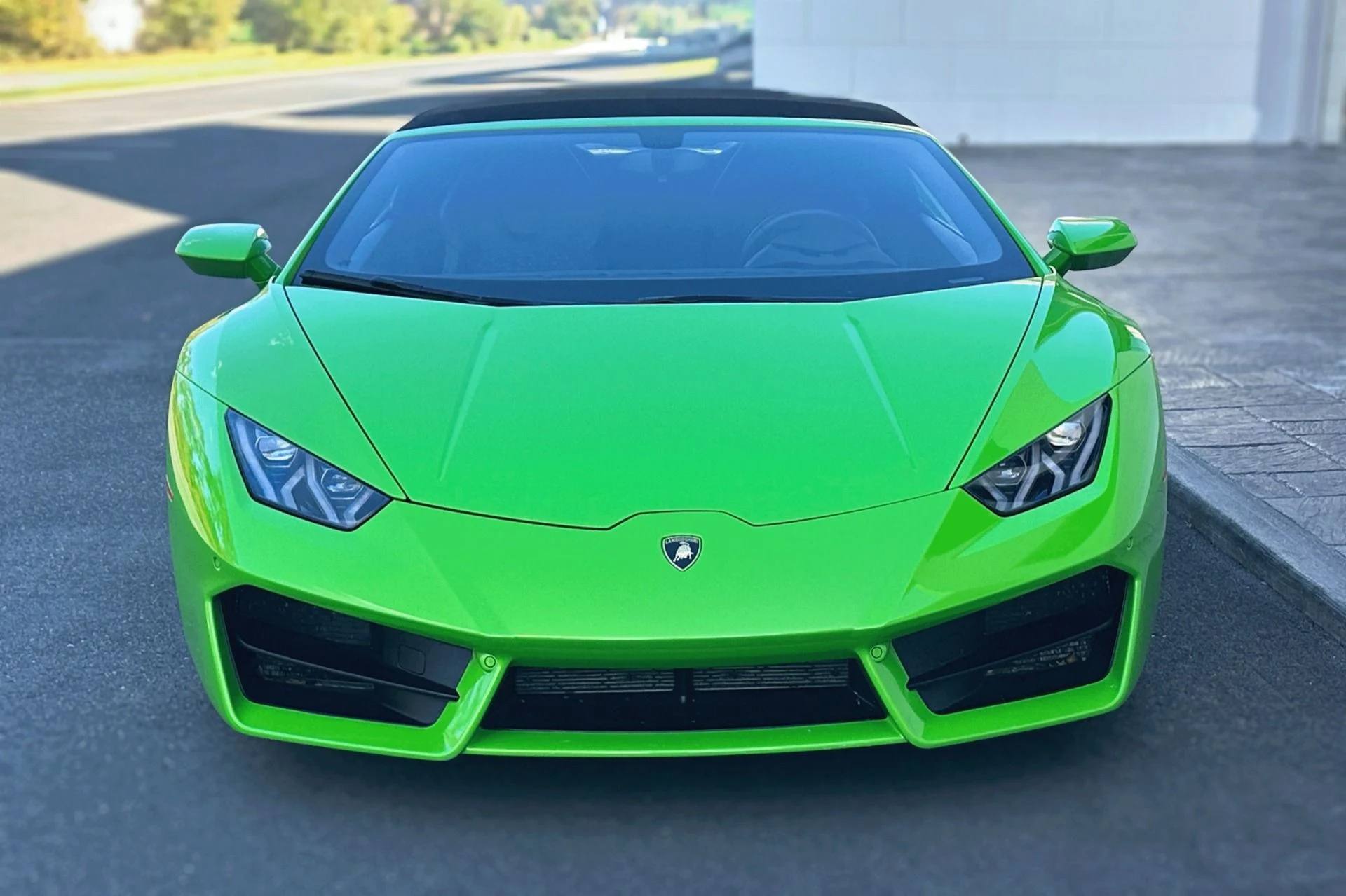 mph015_3333087918_Used_2017_Lamborghini_Huracan_RWD_Spyder_1761220667_04a4af9263