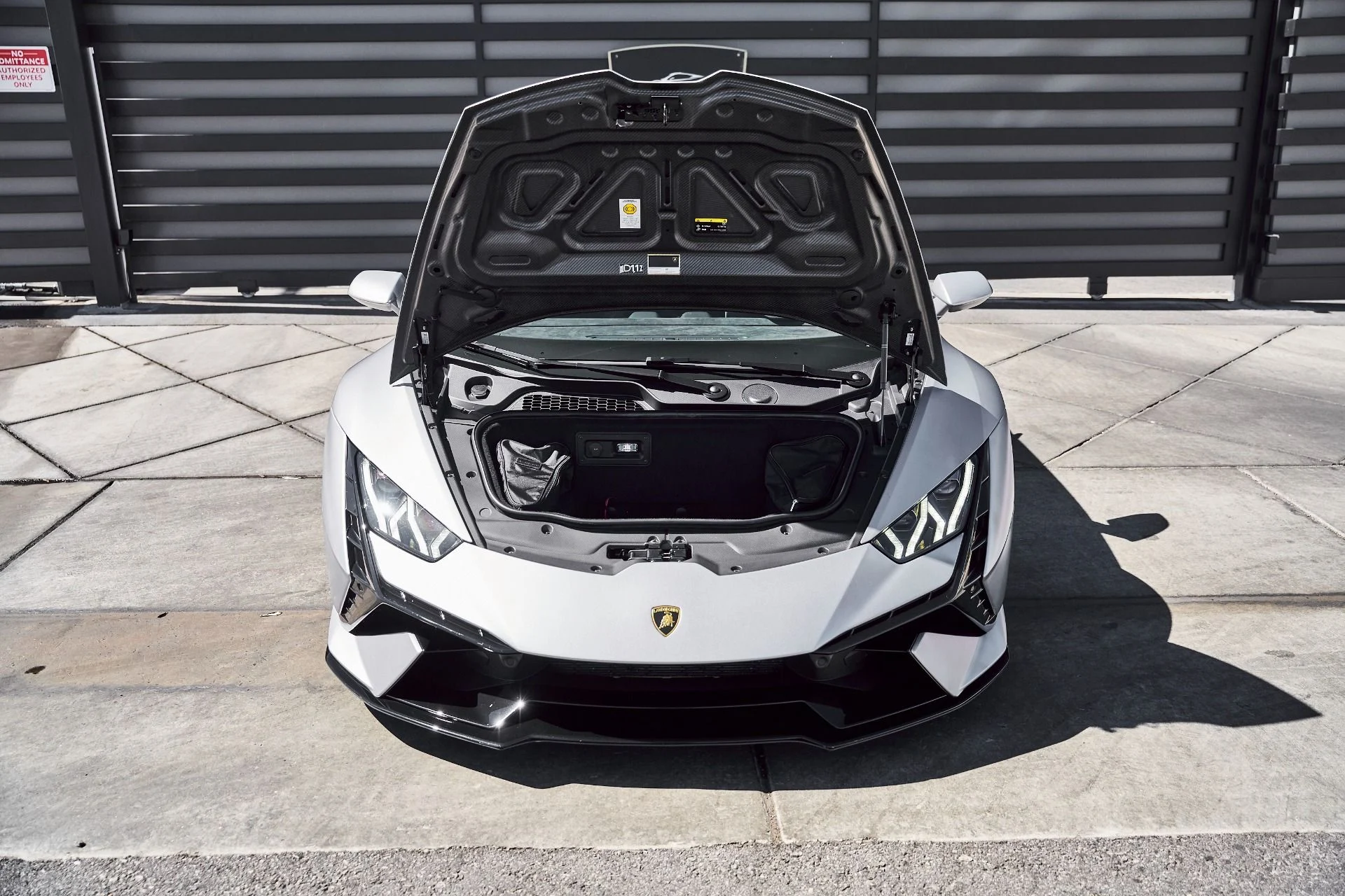 mph015_3334298818_Used_2023_Lamborghini_Huracan_Tecnica_Base_1773532106_eeae5754d3