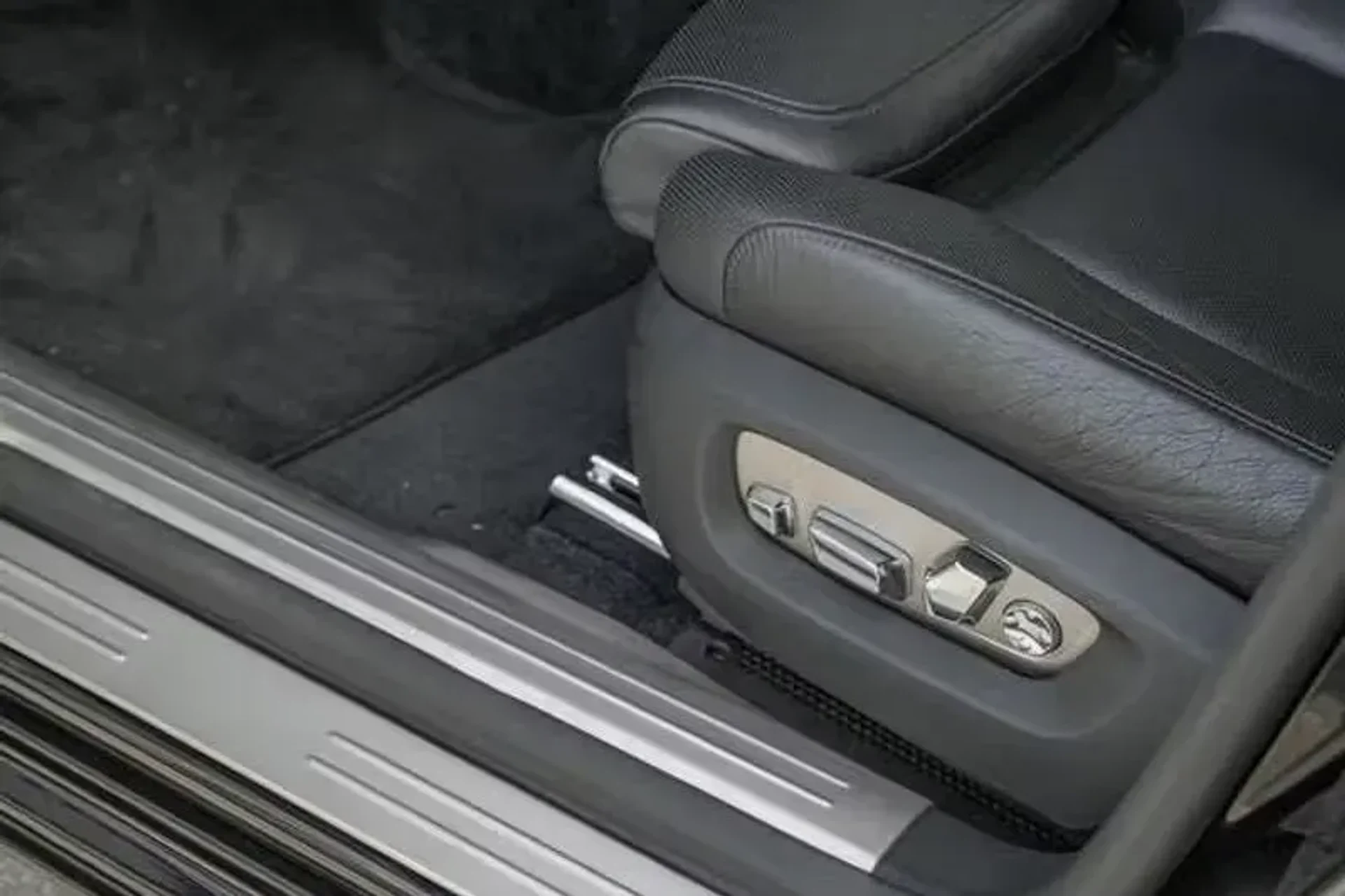 mph015_3336785260_68aac7003a0945e4a2b180eecde3483d_46ac5979f1