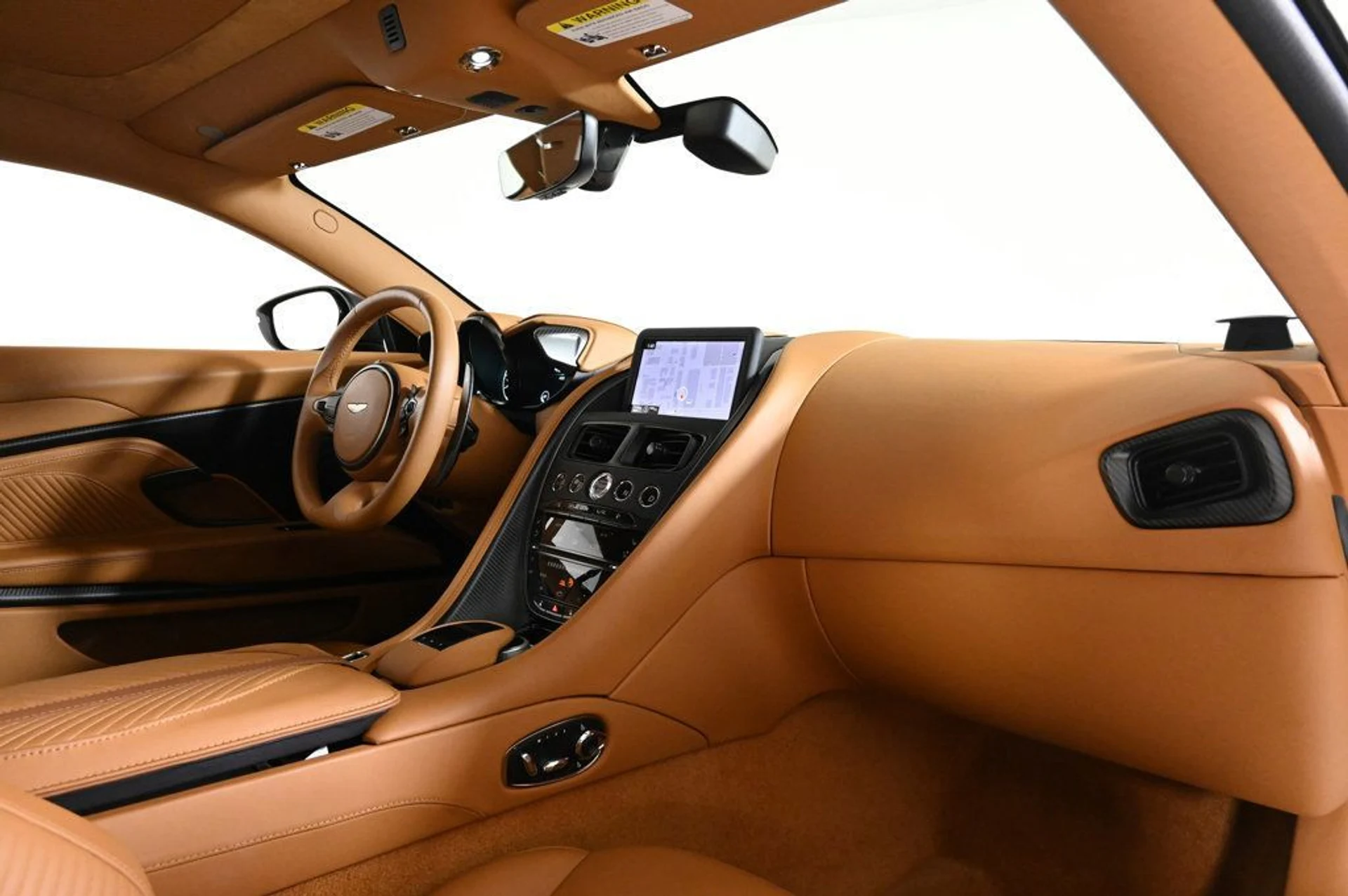 mph015_3339709387_used_2023_aston_martin_dbs_ultimate_11350_22943347_15_1024_f0a3869cff