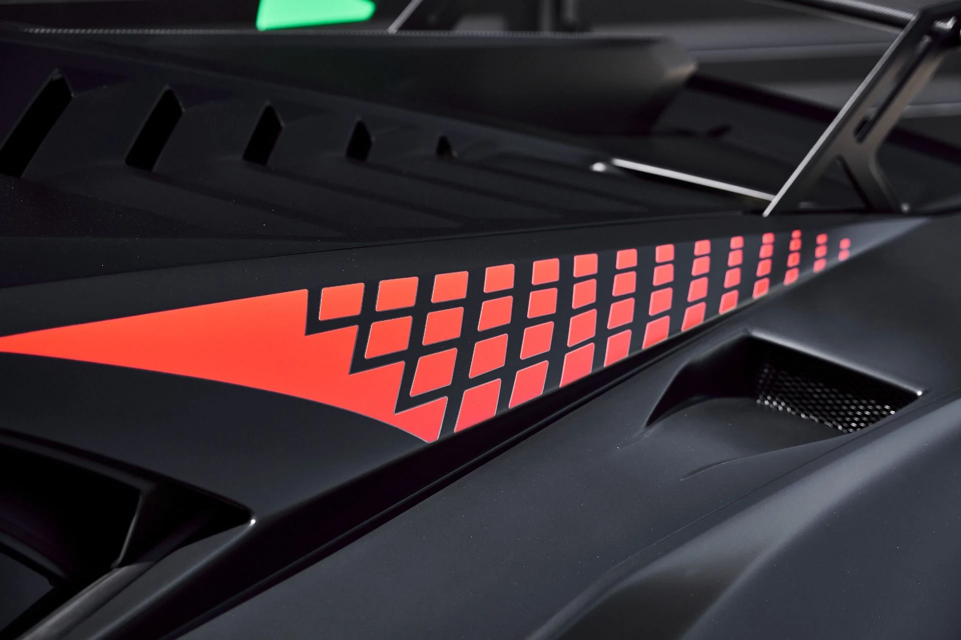 mph015_3340384710_Used_2022_Lamborghini_Huracan_STO_Base_1774488343_34df8507e6