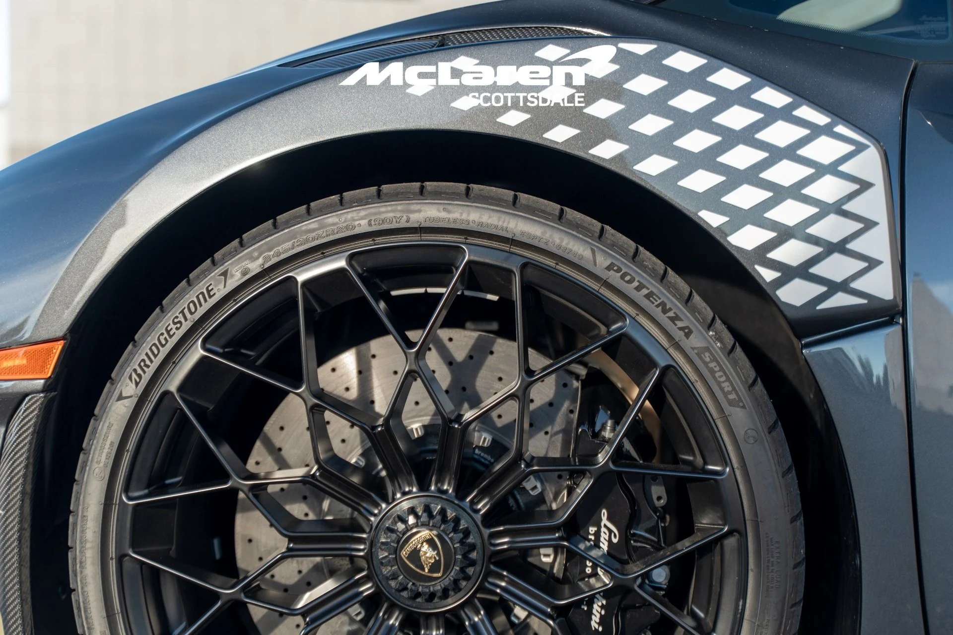 mph015_3340945161_Used_2022_LAMBORGHINI_HURACAN_STO_STO_1768681389_09ed7b72f4