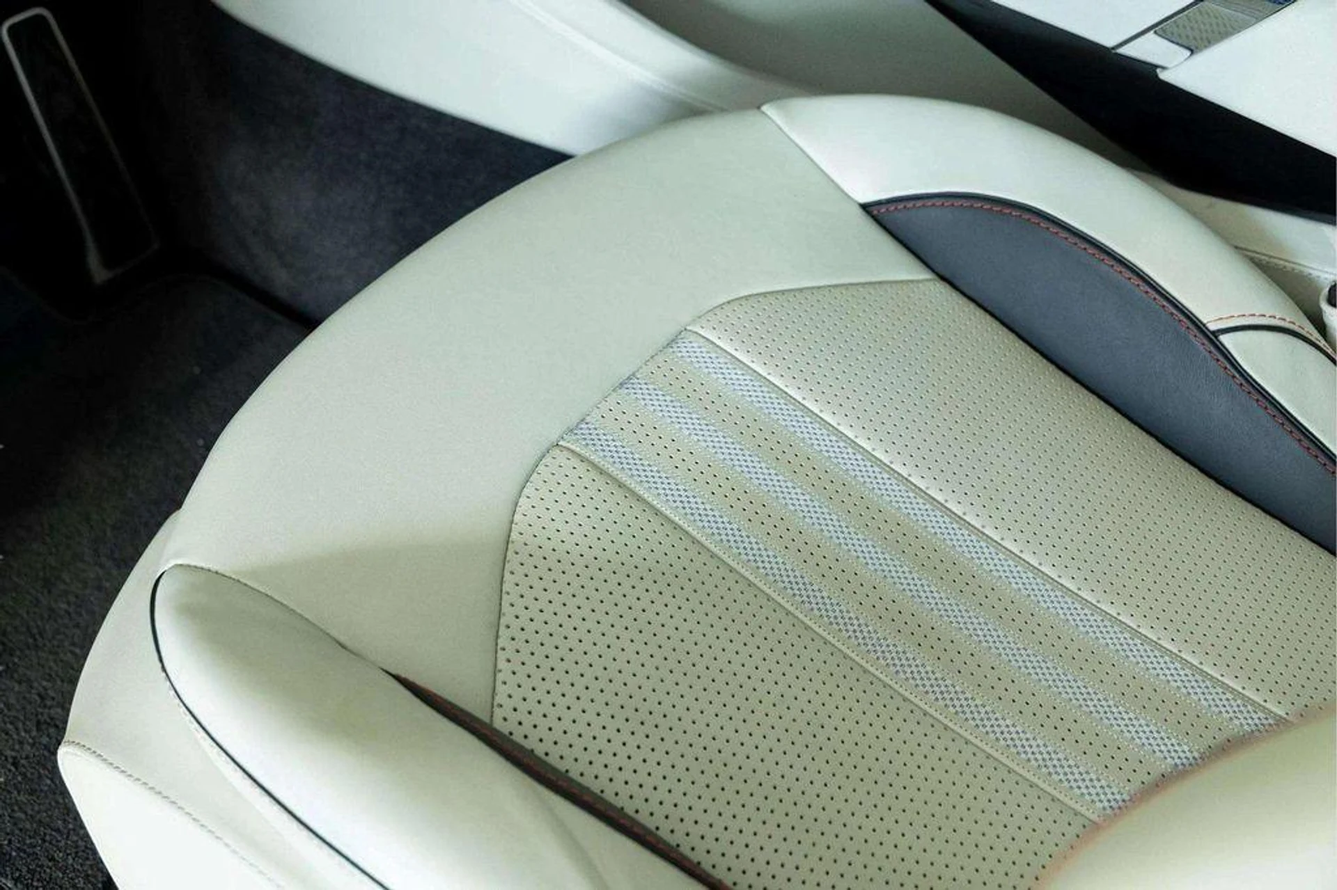 mph015_3343394289_Ac_V_Fxd_B_Bg_I_0_EU_Rpe_Ae_Eu_W19_PA_c6c7a7e881