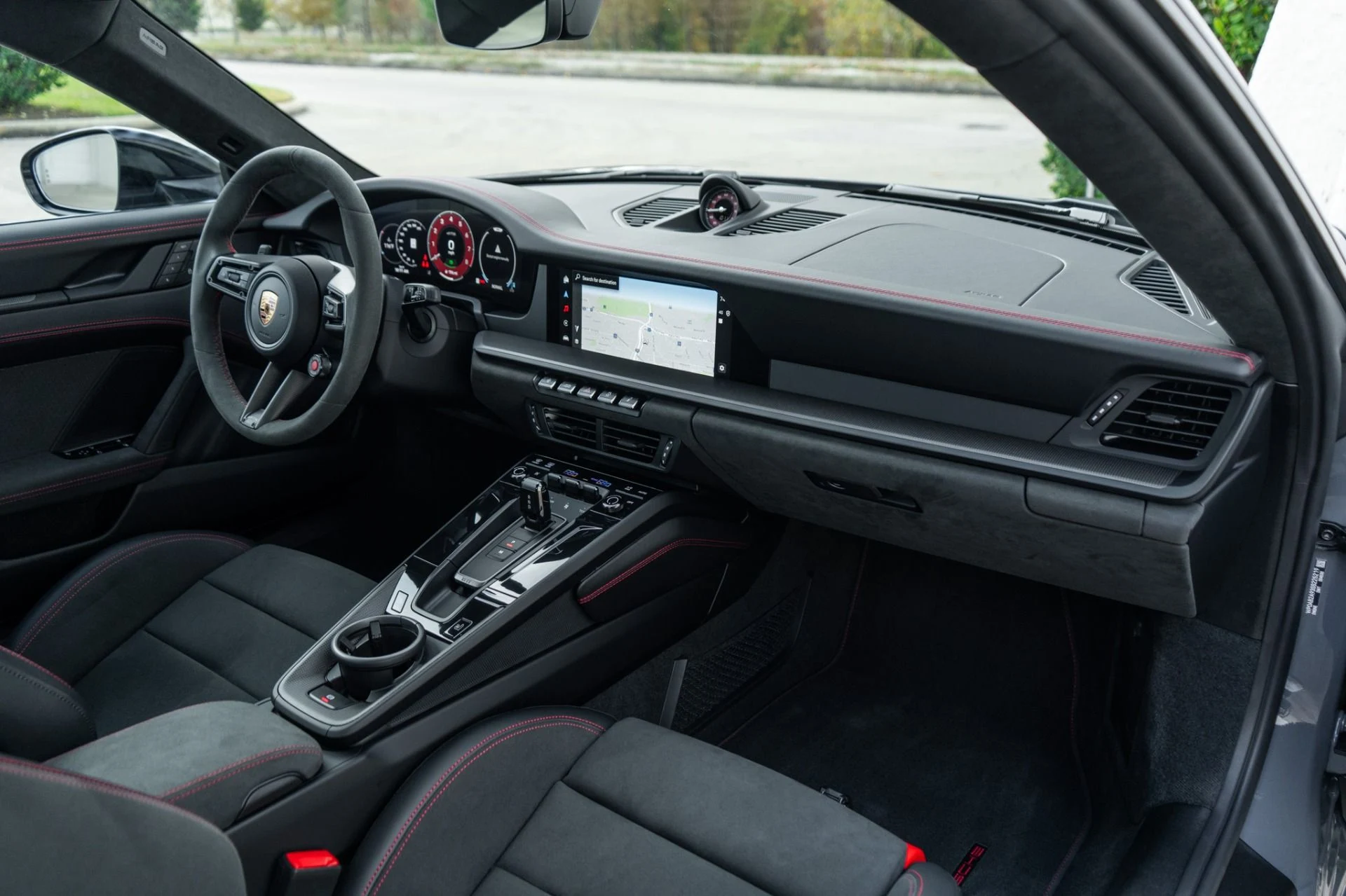 mph015_3355007270_Used_2025_Porsche_911_Carrera_4_GTS_1766512574_eddff27029