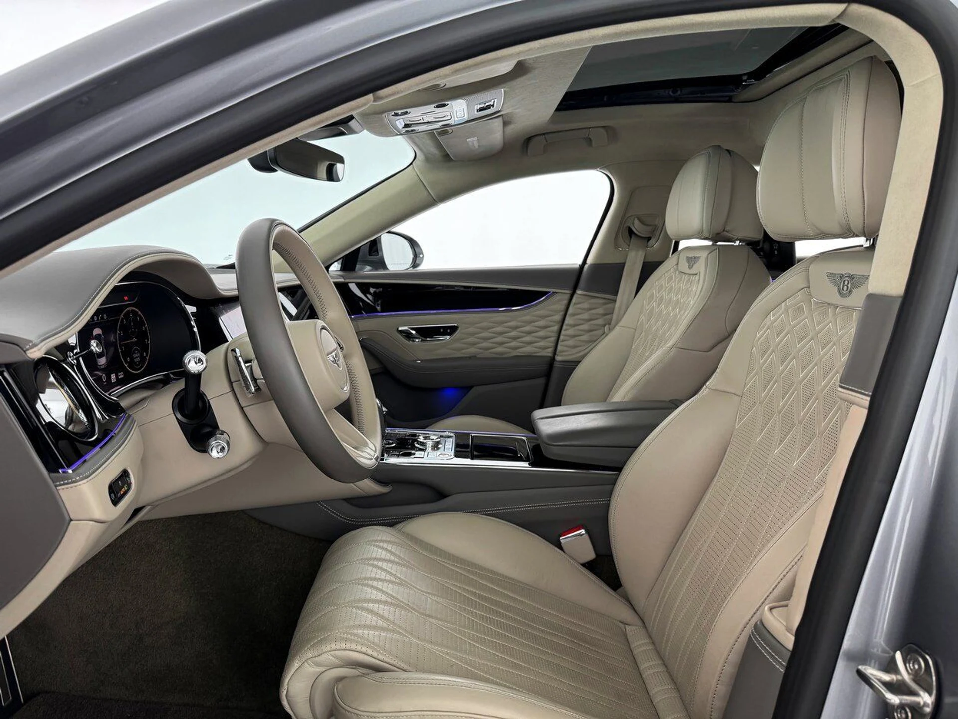 mph015_3359102094_0bc281f937d18e3e2ef1d15aab9aa078_01177aa3a4