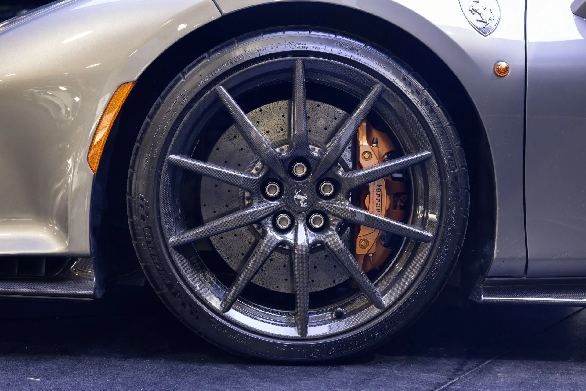 mph015_3360672492_Used_2019_Ferrari_488_Pista_1791487846_5d3f4271ce