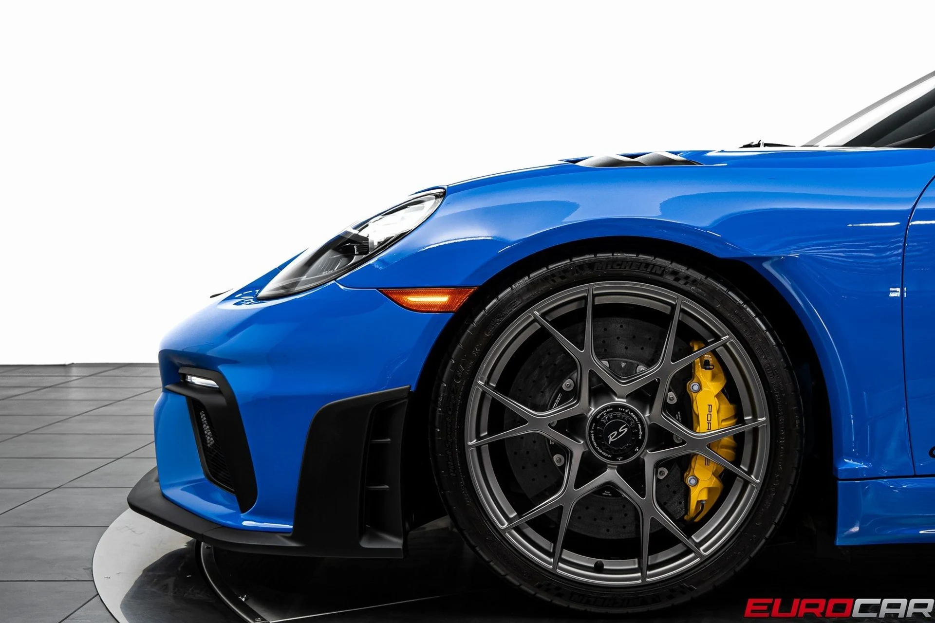 mph015_3362825953_image_16_3e8cafd408