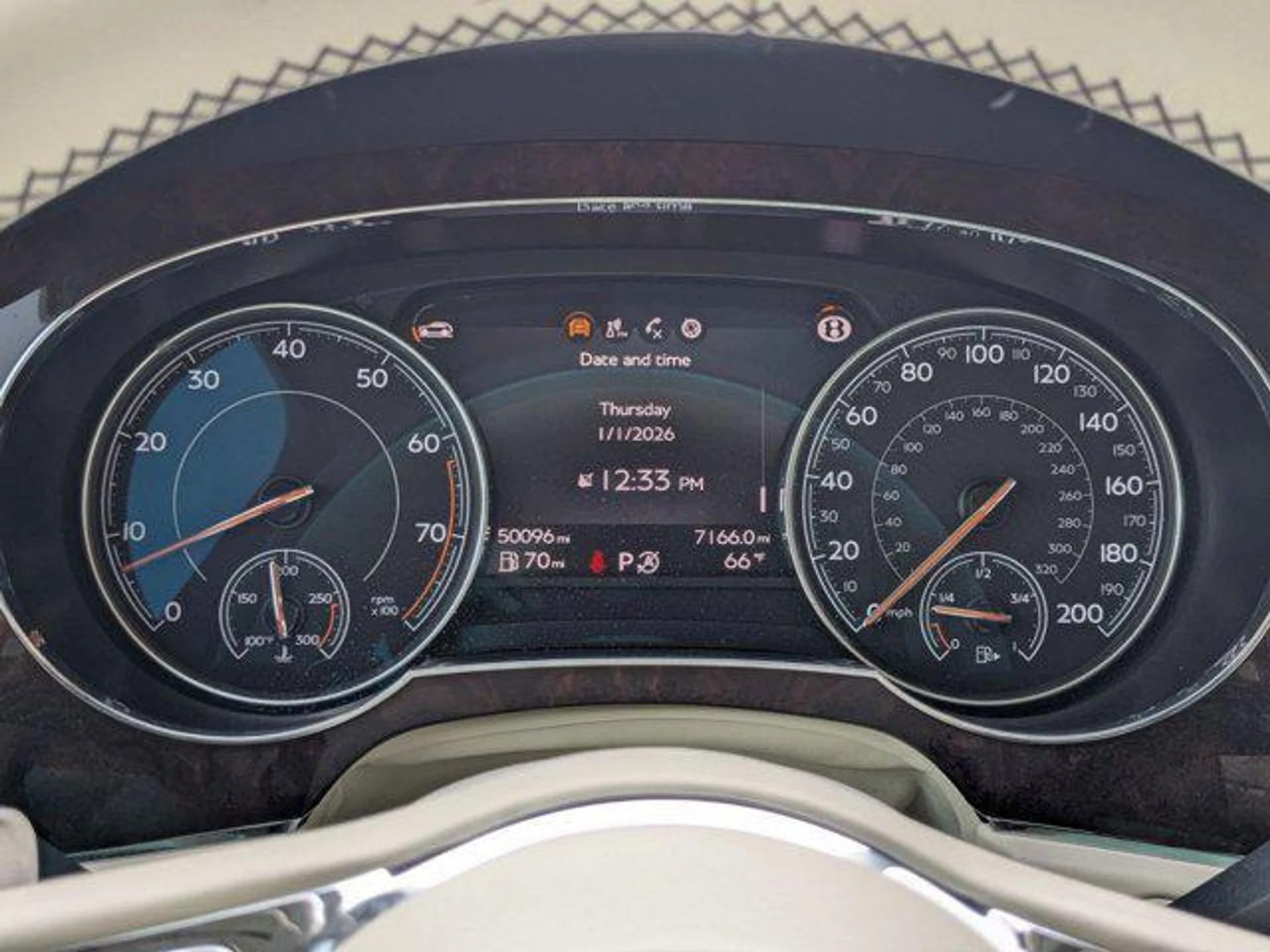 mph015_3362893114_W5lx_In_Dwyz_J_Vj6o_E8vs_L98b_470_502fdad4d7