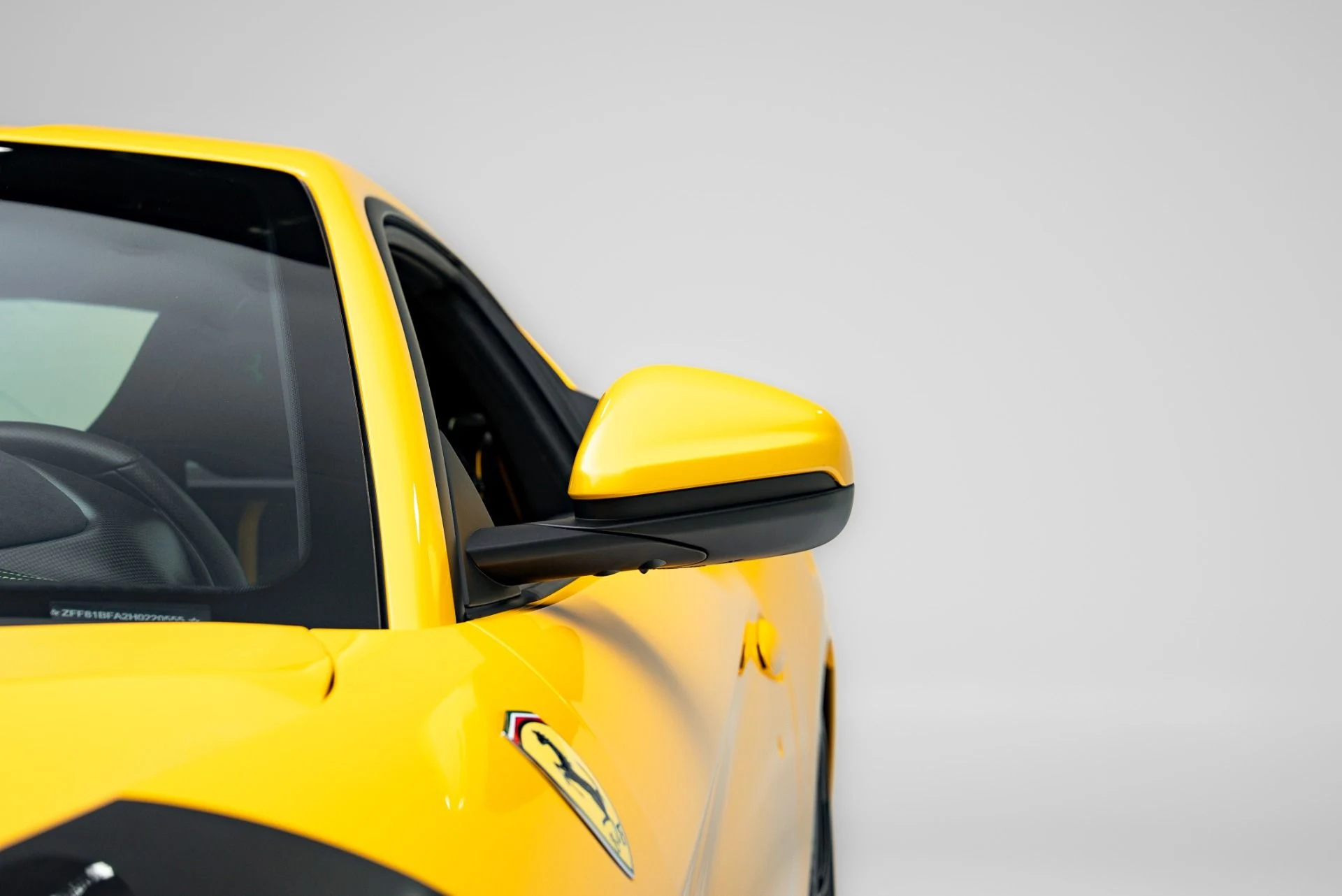 mph015_3374674352_Used_2017_Ferrari_F12tdf_1777334910_7fee34a79d