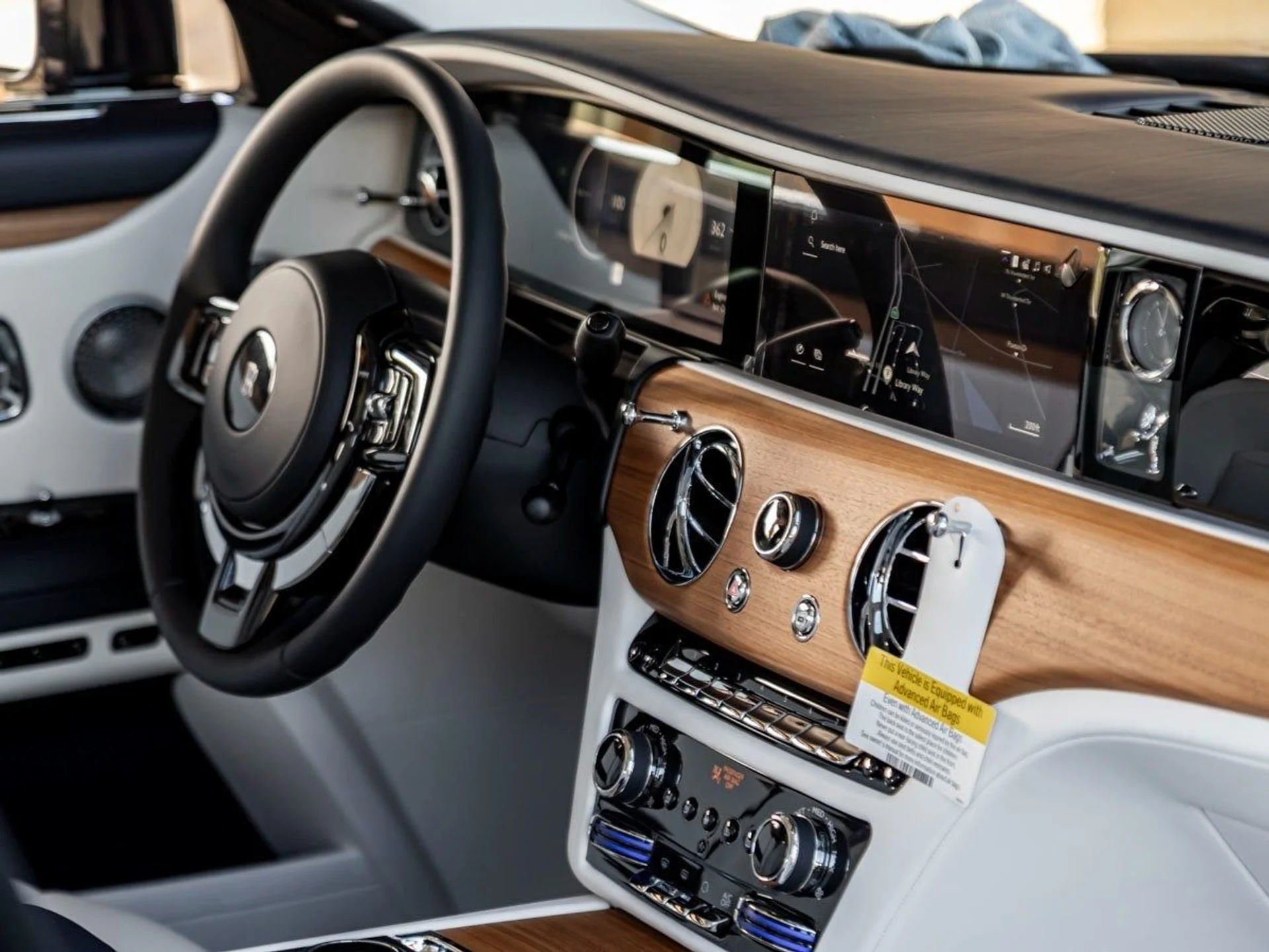 mph015_3377330481_16_a7ba5acad4