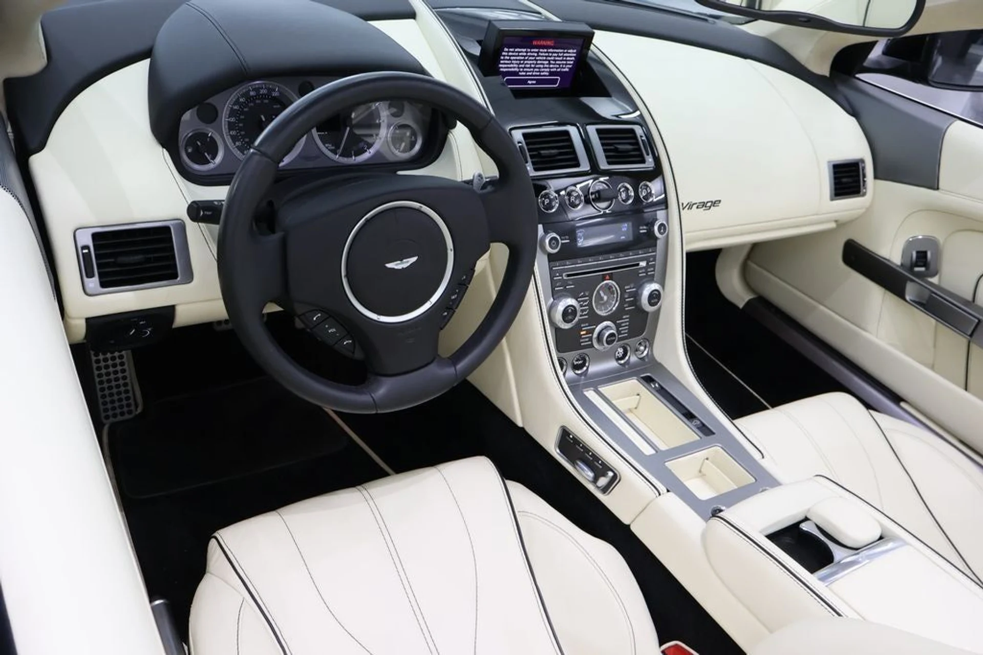 mph015_3385585493_16_ac6b420cb2