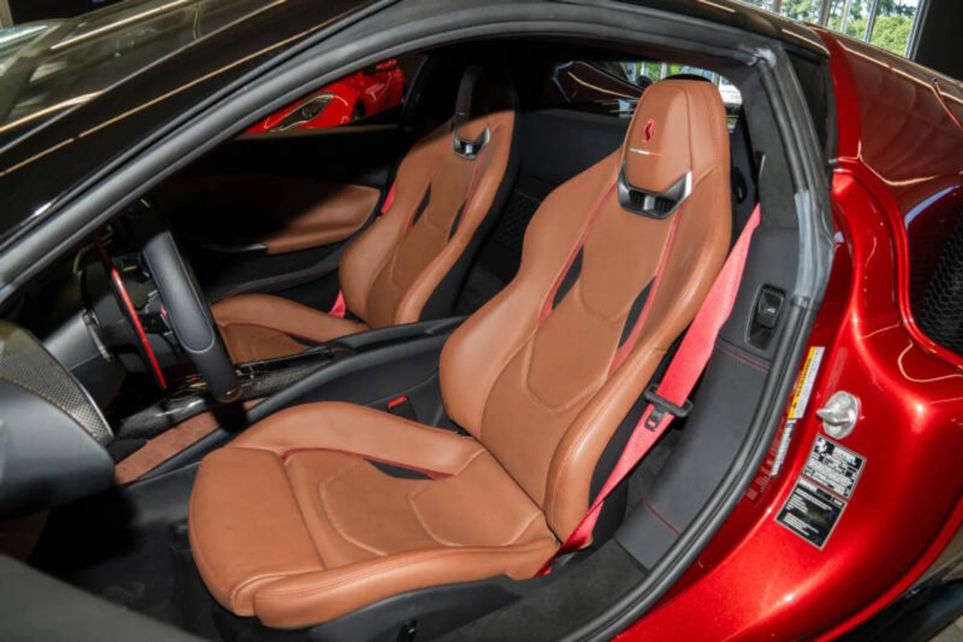 mph015_3387035791_2025_ferrari_296_gtb_base_2dr_coupe_73bf10ddfb