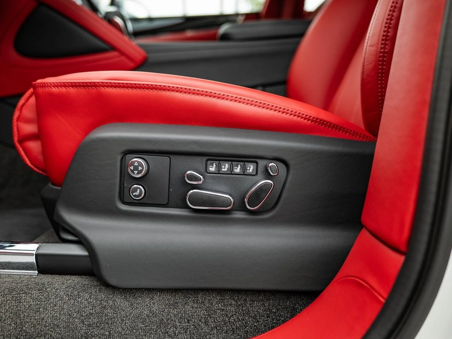 mph015_3388583398_80f8f26eb788412a078a5ed1fb39f380x_ce0283086b