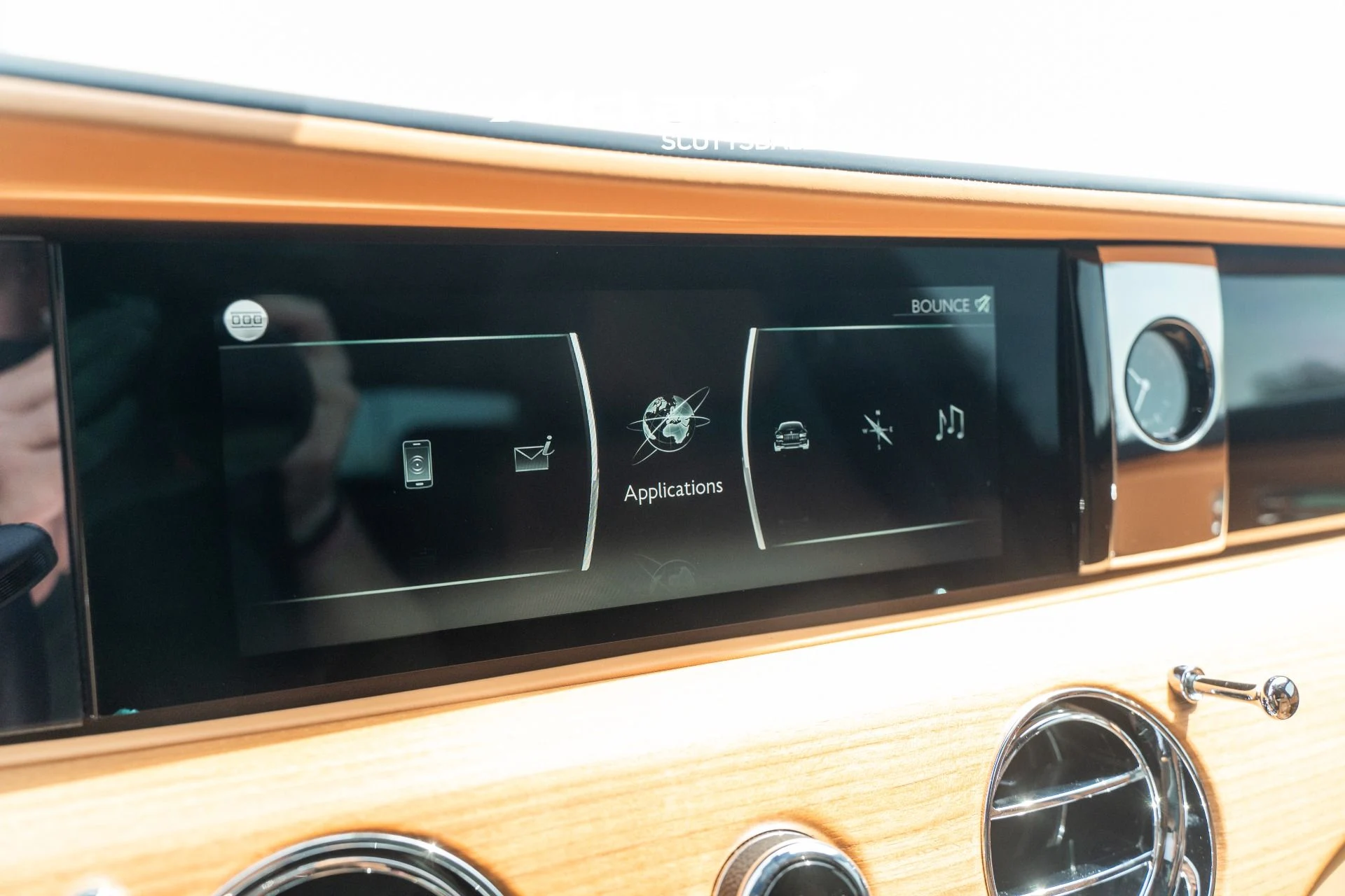 mph015_338959672_Used_2021_Rolls_Royce_GHOST_1786818590_783bcb6940