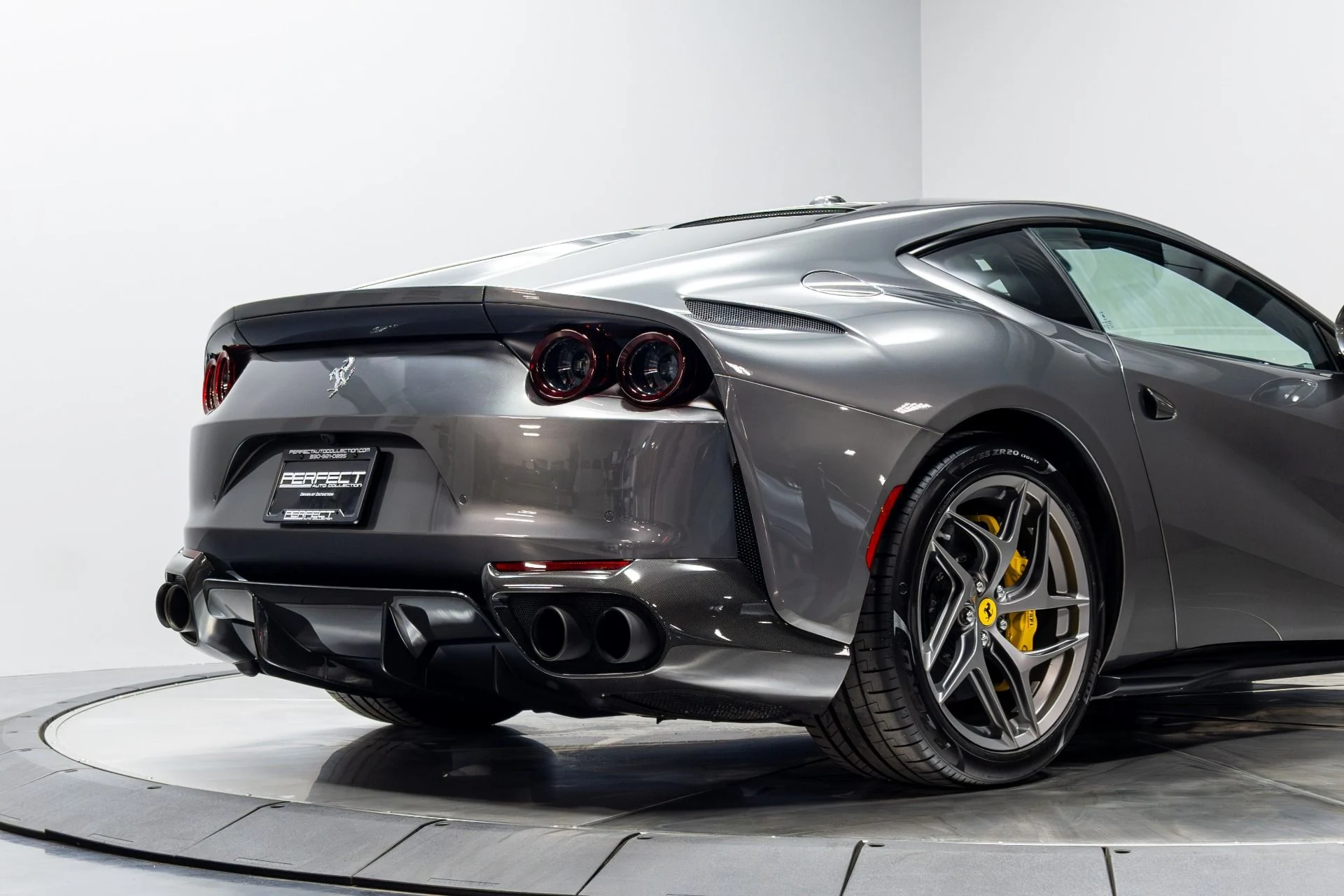 mph015_3392185867_Used_2020_Ferrari_812_Superfast_1777416323_0b9aaf3d64