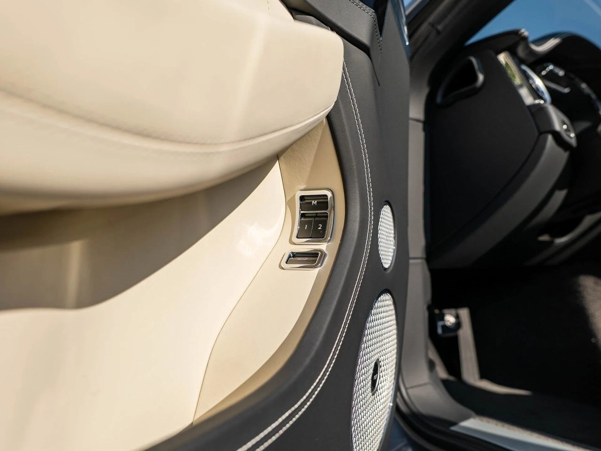 mph015_3394167729_63b5ad8af54a86d2dc9dcd1502e63295x_198d91d72a