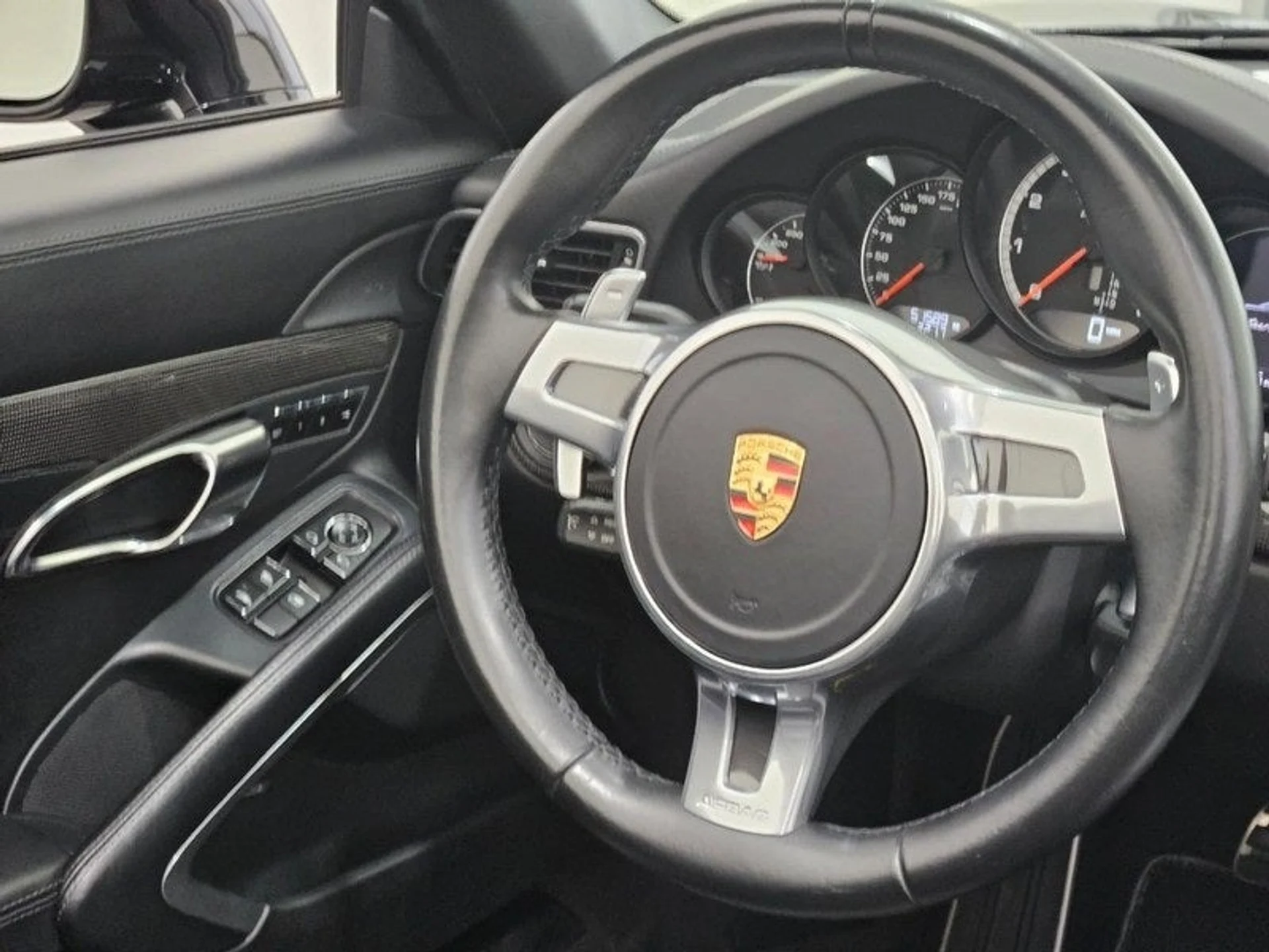 mph015_33949630_16_163f95b55c