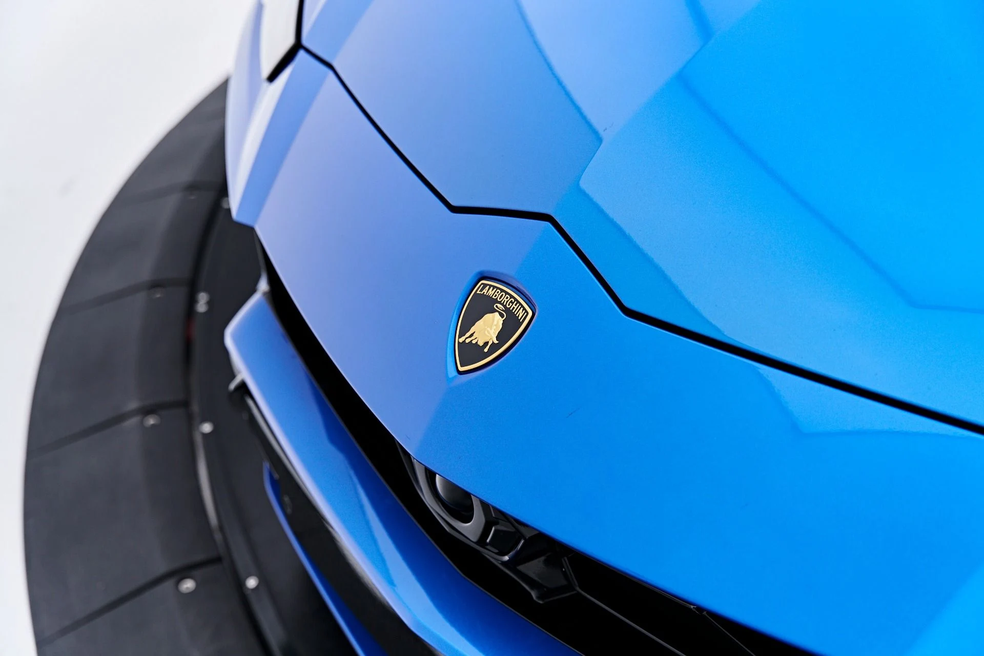 mph015_3399179670_Used_2020_Lamborghini_Urus_Base_1790959022_777d55d4b1