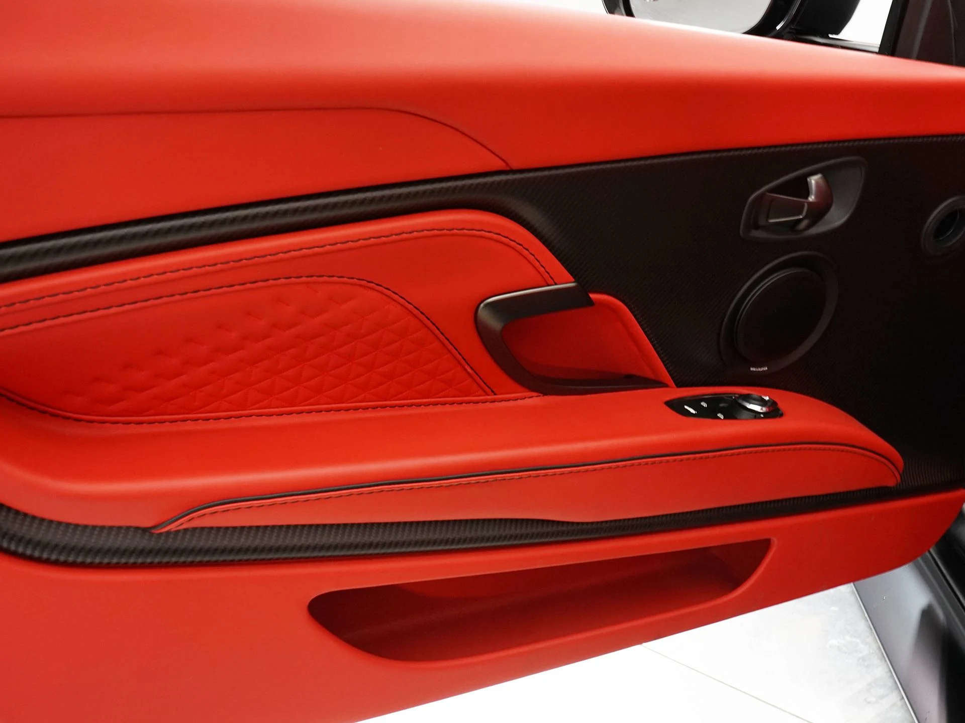 mph015_3403537585_ebffee24b0dd44bc637f15afaf982b2fx_5f3de7c127