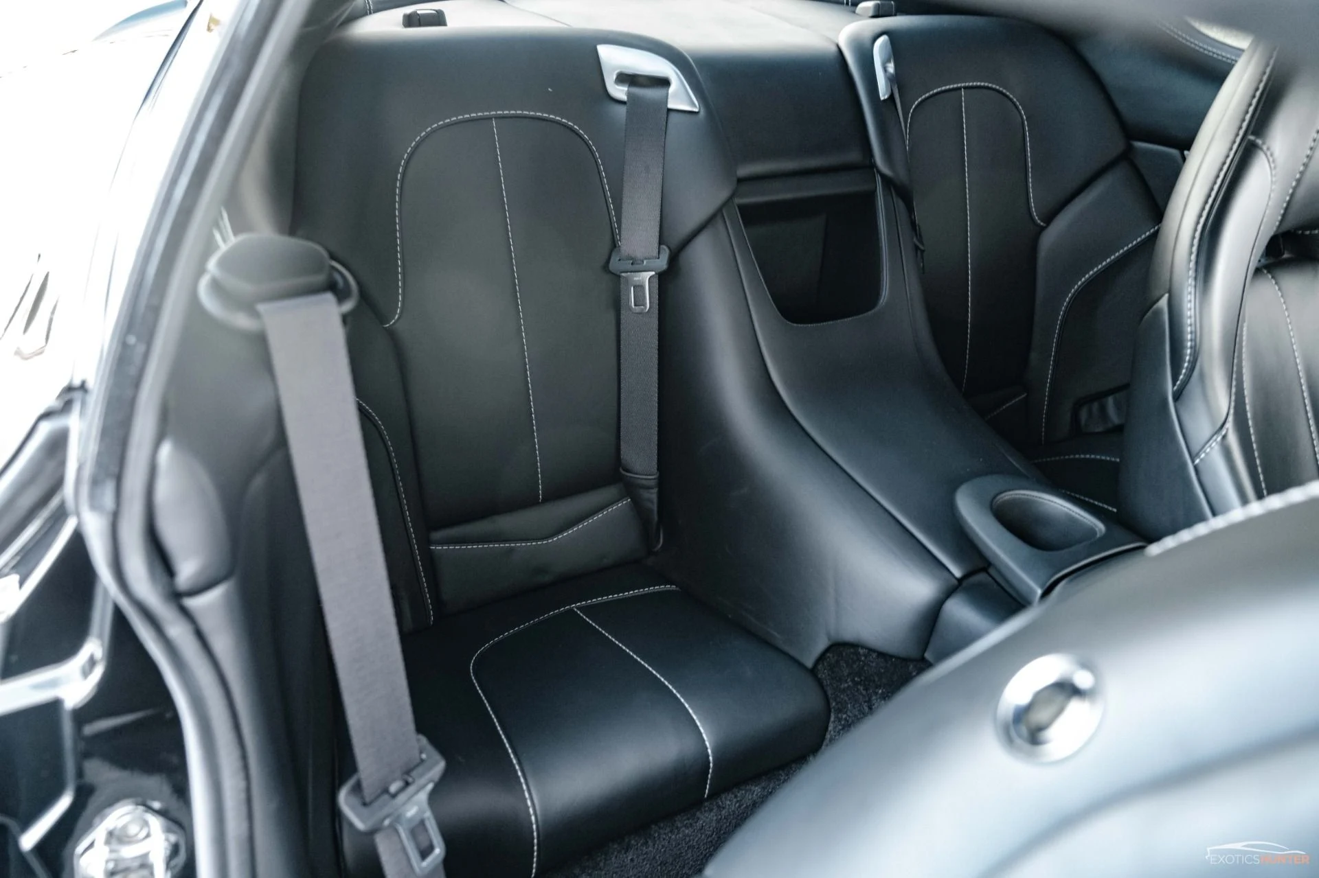 mph015_3405396624_Used_2016_Aston_Martin_Vanquish_w_Bang_Olufsen_Sound_2x2_Seating_Arrangement_1701802932_3e96720f62